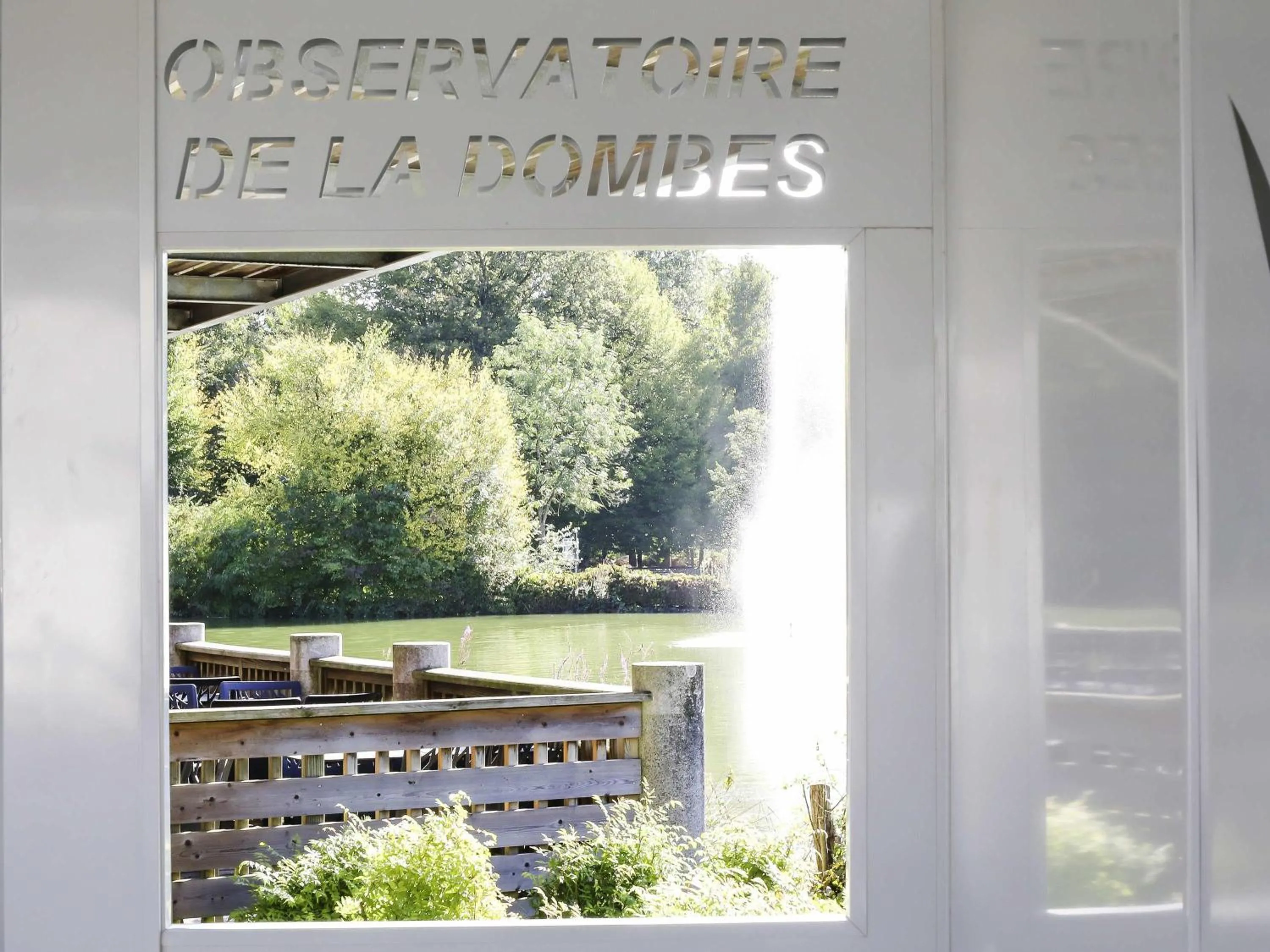 Property building in ibis Bourg Jasseron/Teyssonge