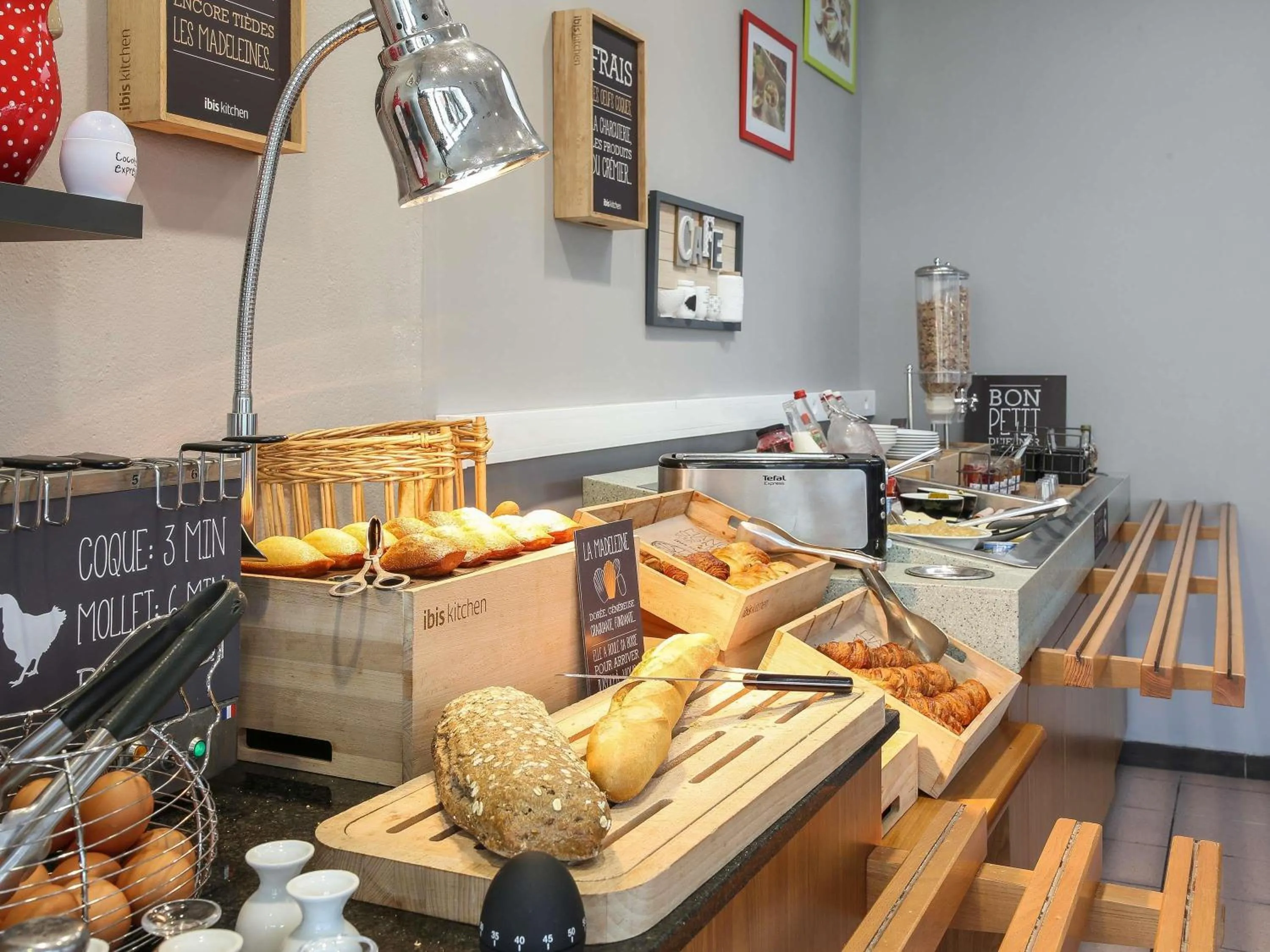 Breakfast in ibis Bourg Jasseron/Teyssonge