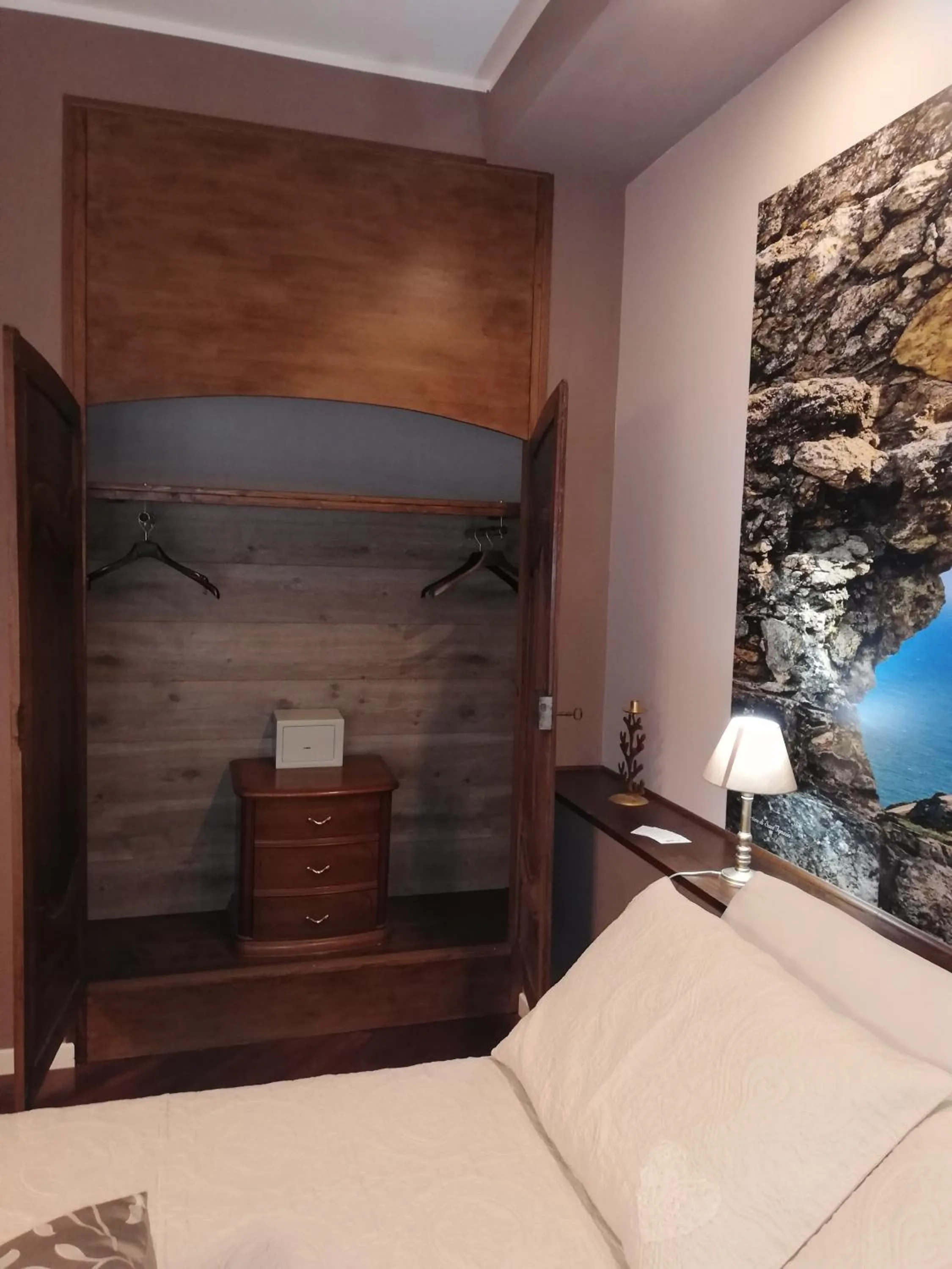 Bed in La Casa di Adele Cagliari B&B