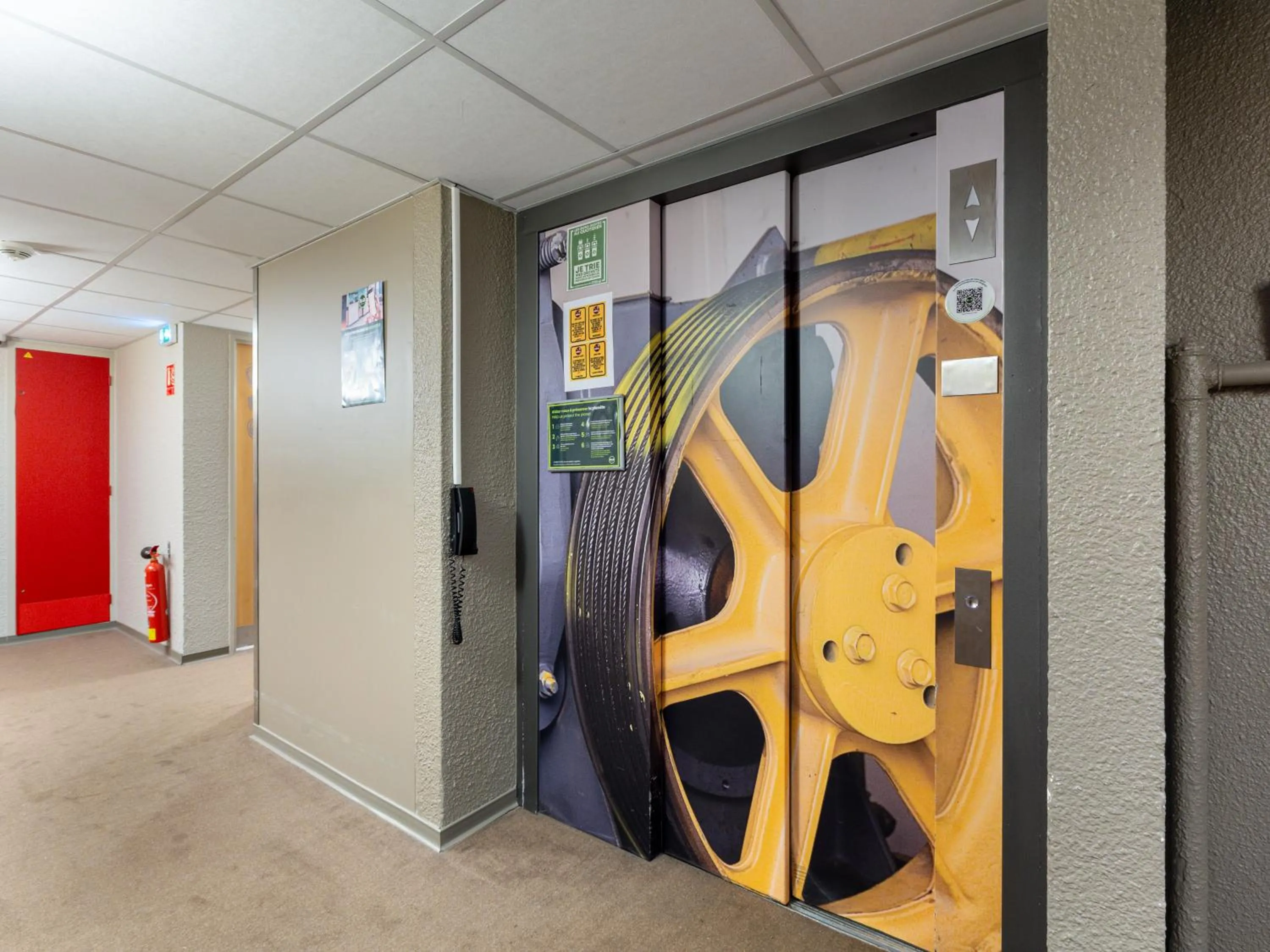 elevator in B&B HOTEL Orléans Nord Saran