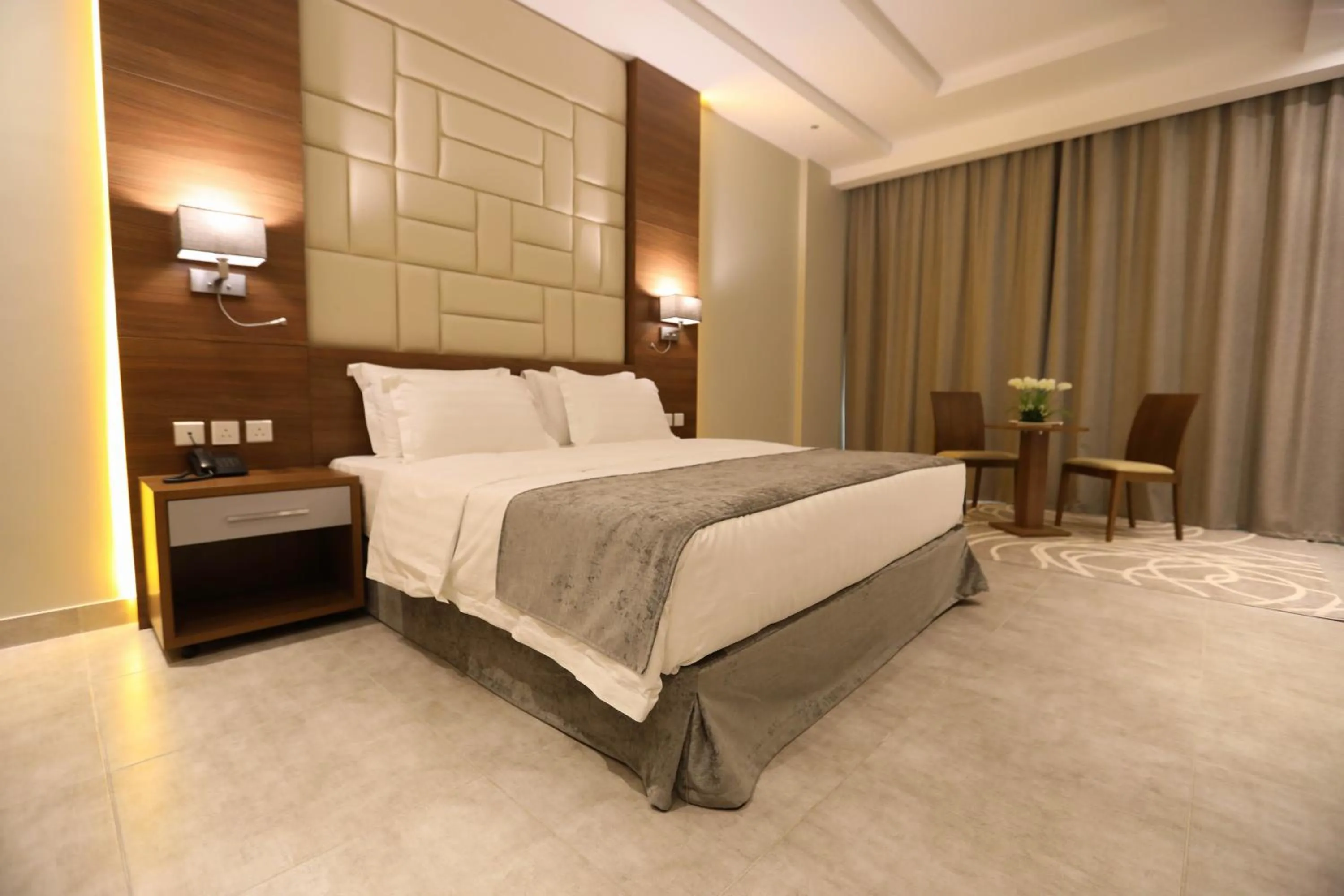 Photo of the whole room, Bed in Diamond Tower Hotel