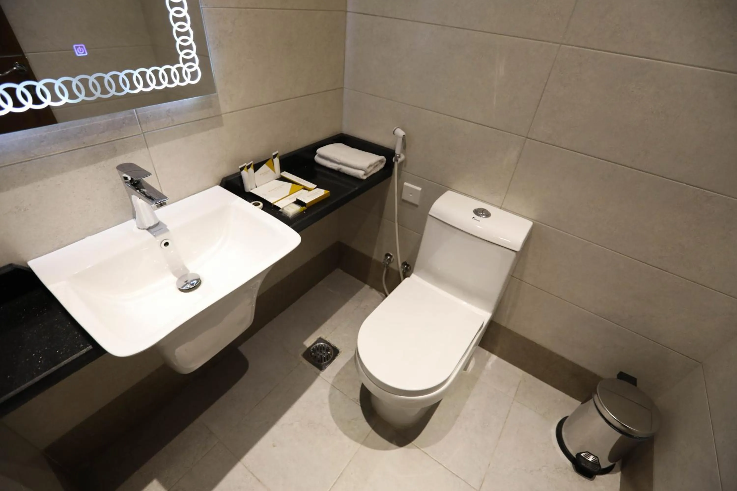 Toilet in Diamond Tower Hotel
