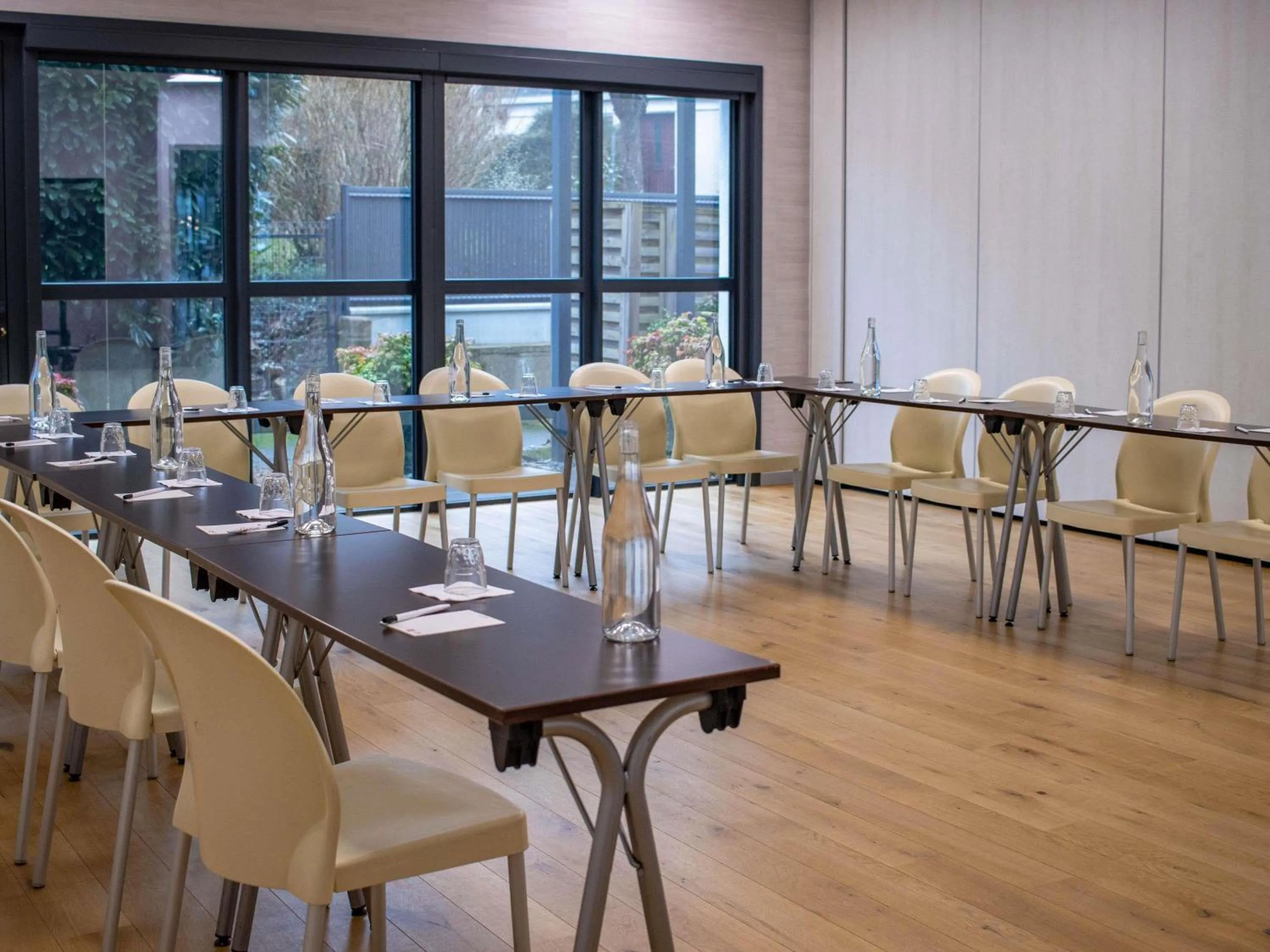 Meeting/conference room in ibis Rennes Beaulieu