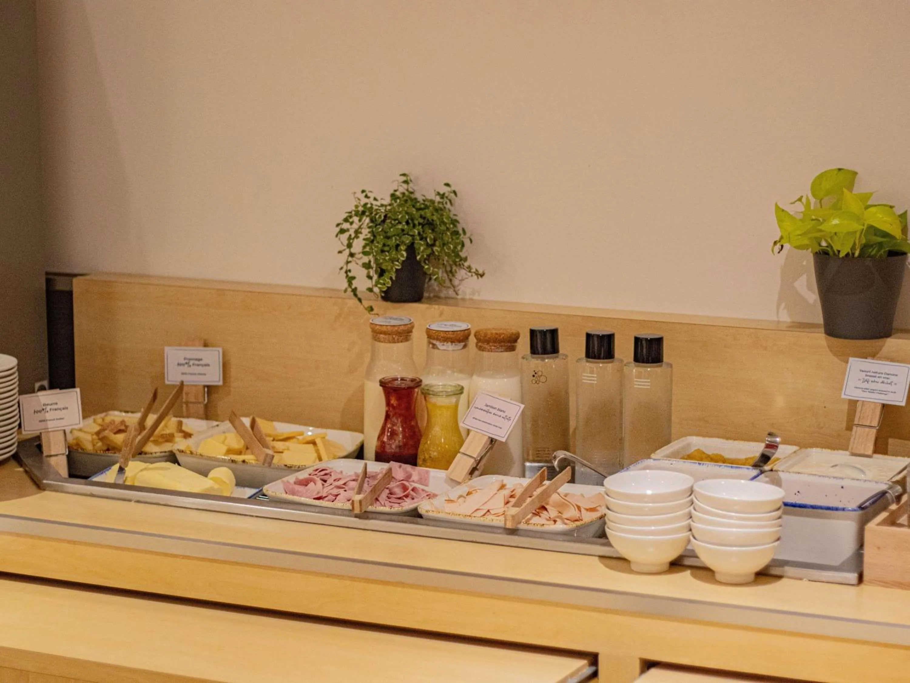 Breakfast in ibis Rennes Beaulieu