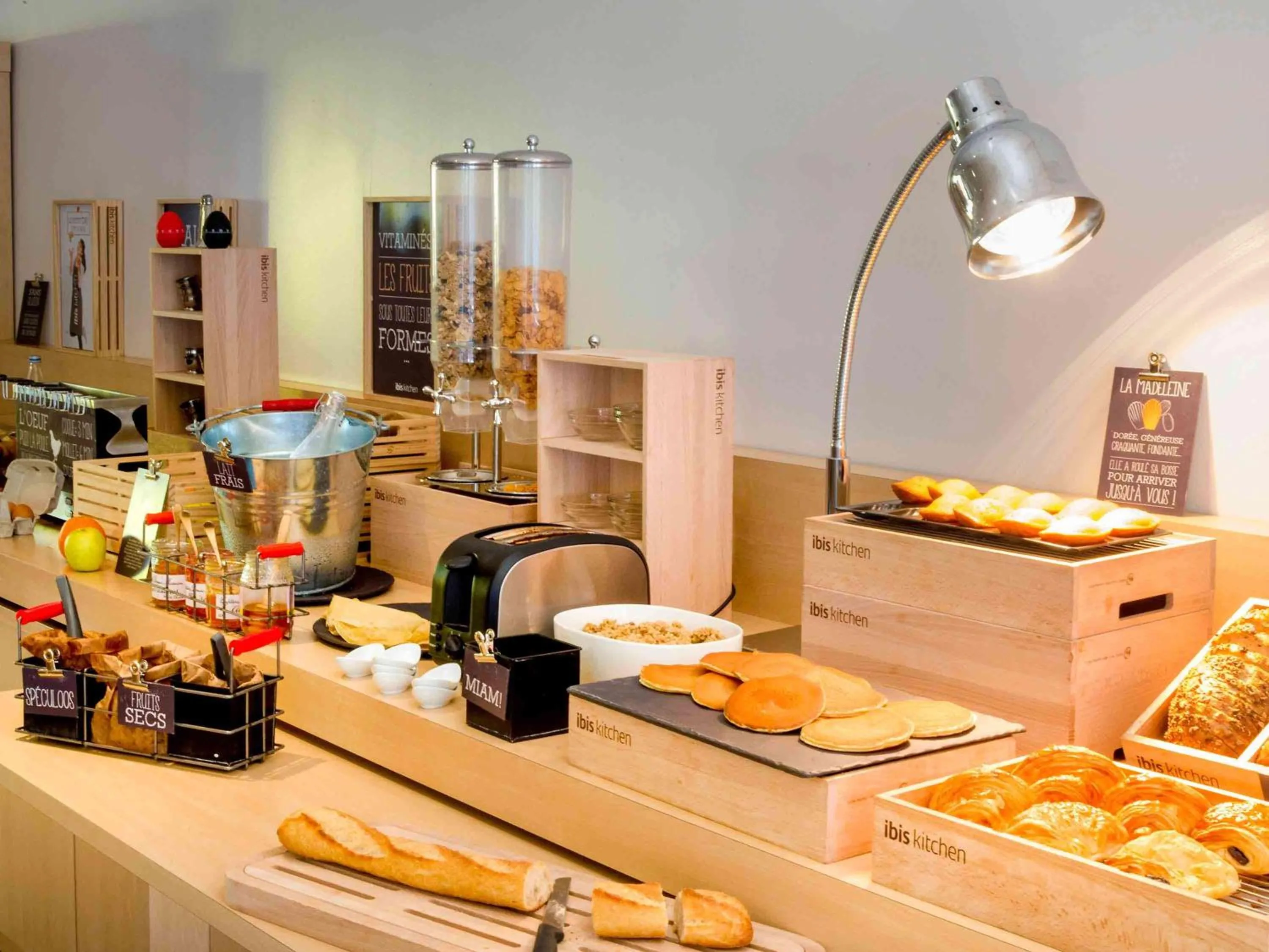 Restaurant/places to eat in ibis Rennes Beaulieu