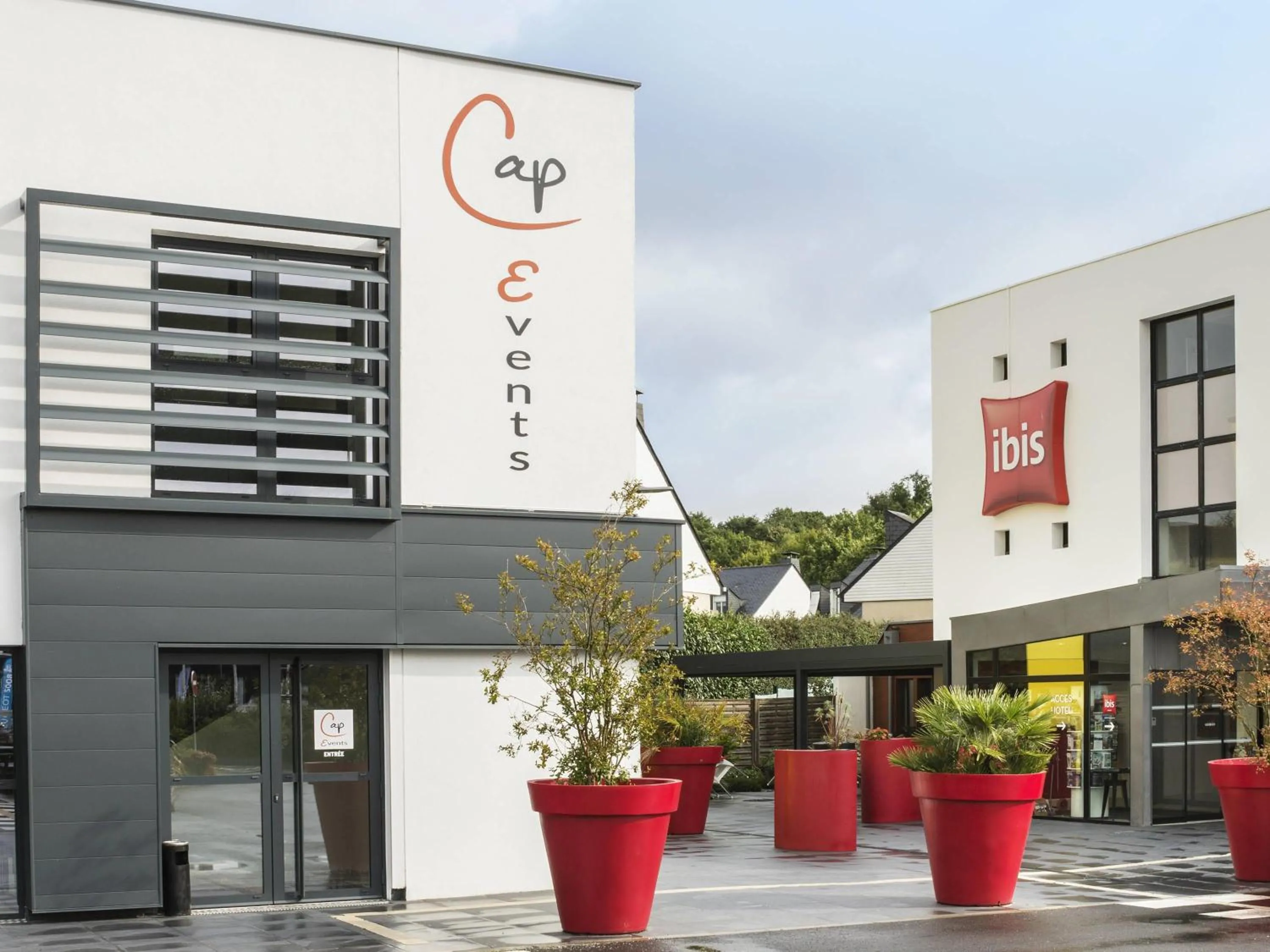 Meeting/conference room in ibis Rennes Beaulieu