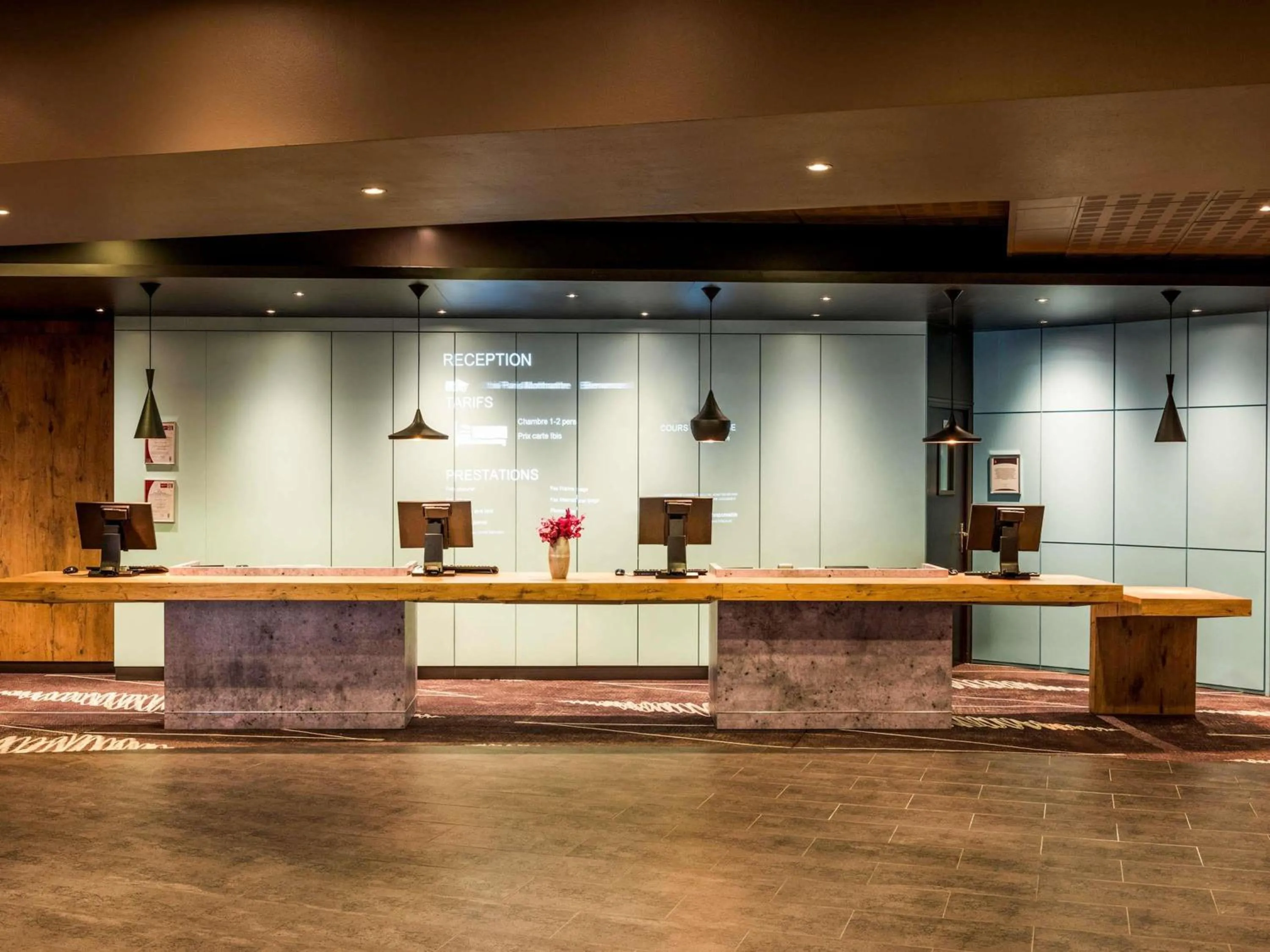 Property building in ibis Paris Montmartre Sacré-Coeur