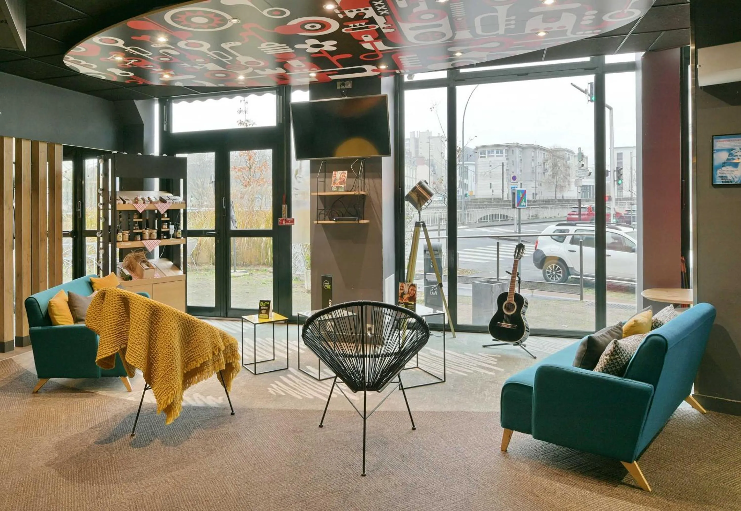 Seating area in B&B HOTEL Le Mans Centre Cathédrale