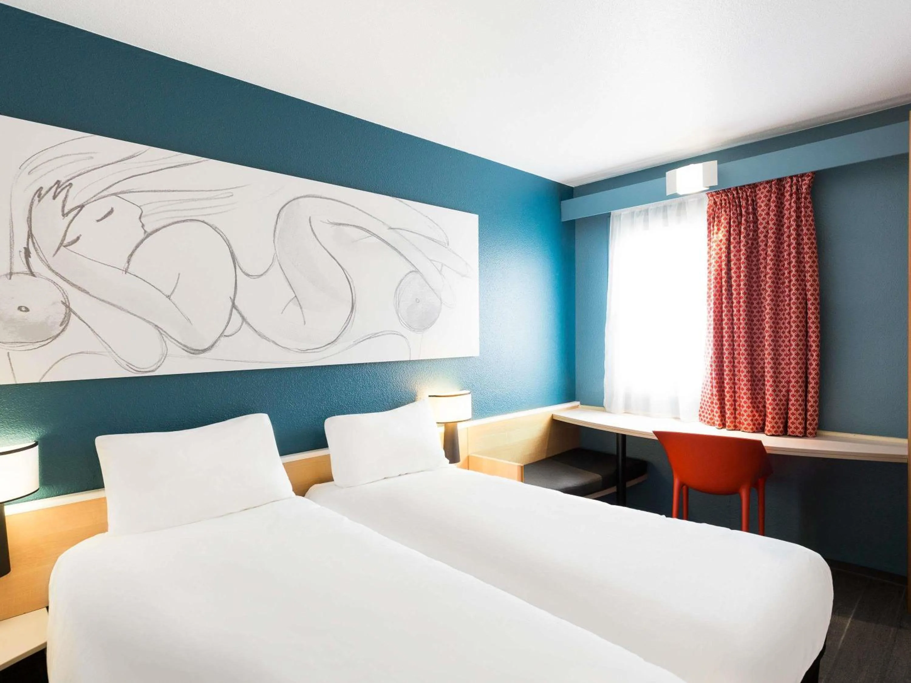 Bedroom, Bed in ibis Besançon Centre la City