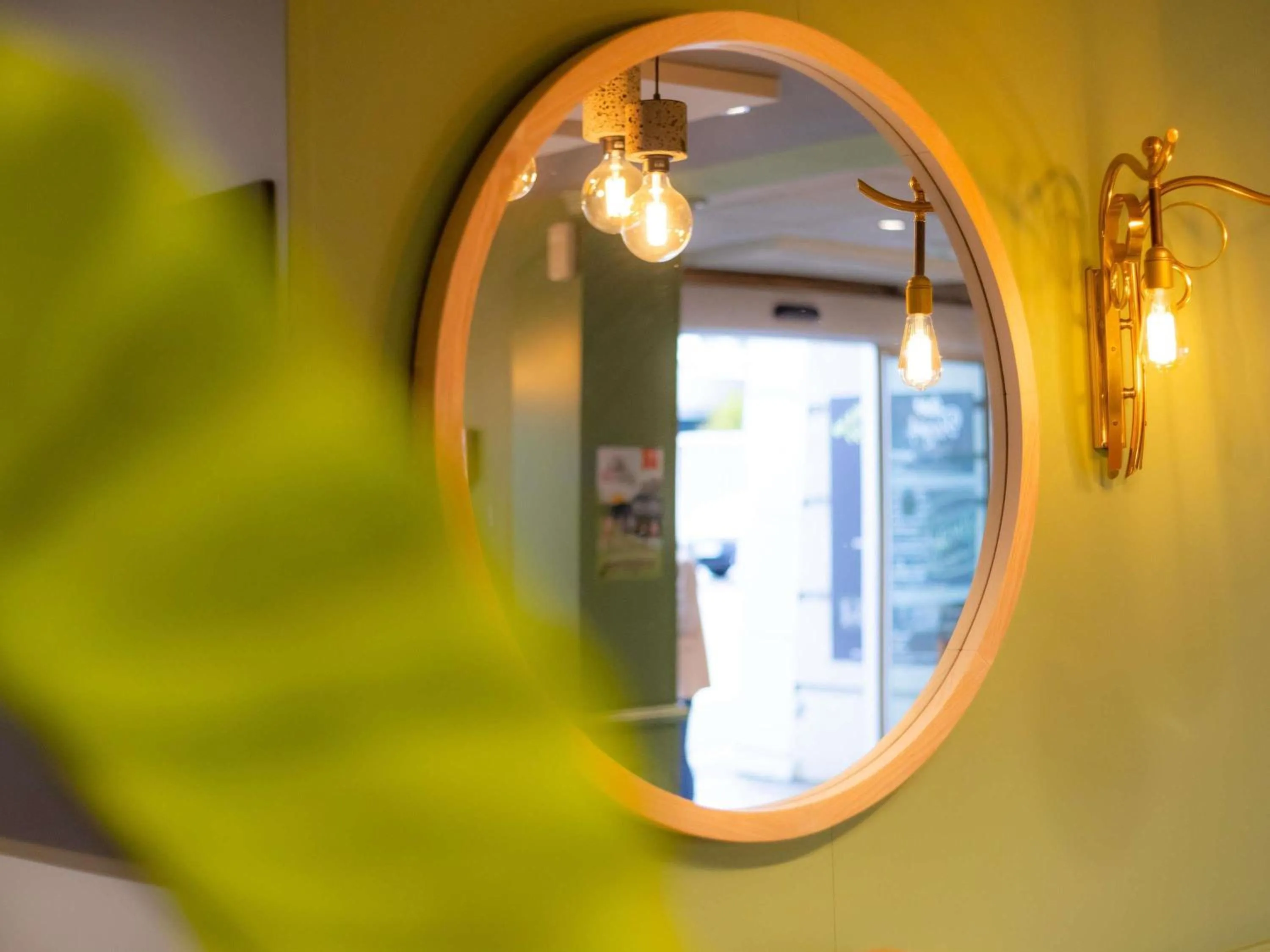 Lounge or bar in ibis Besançon Centre la City