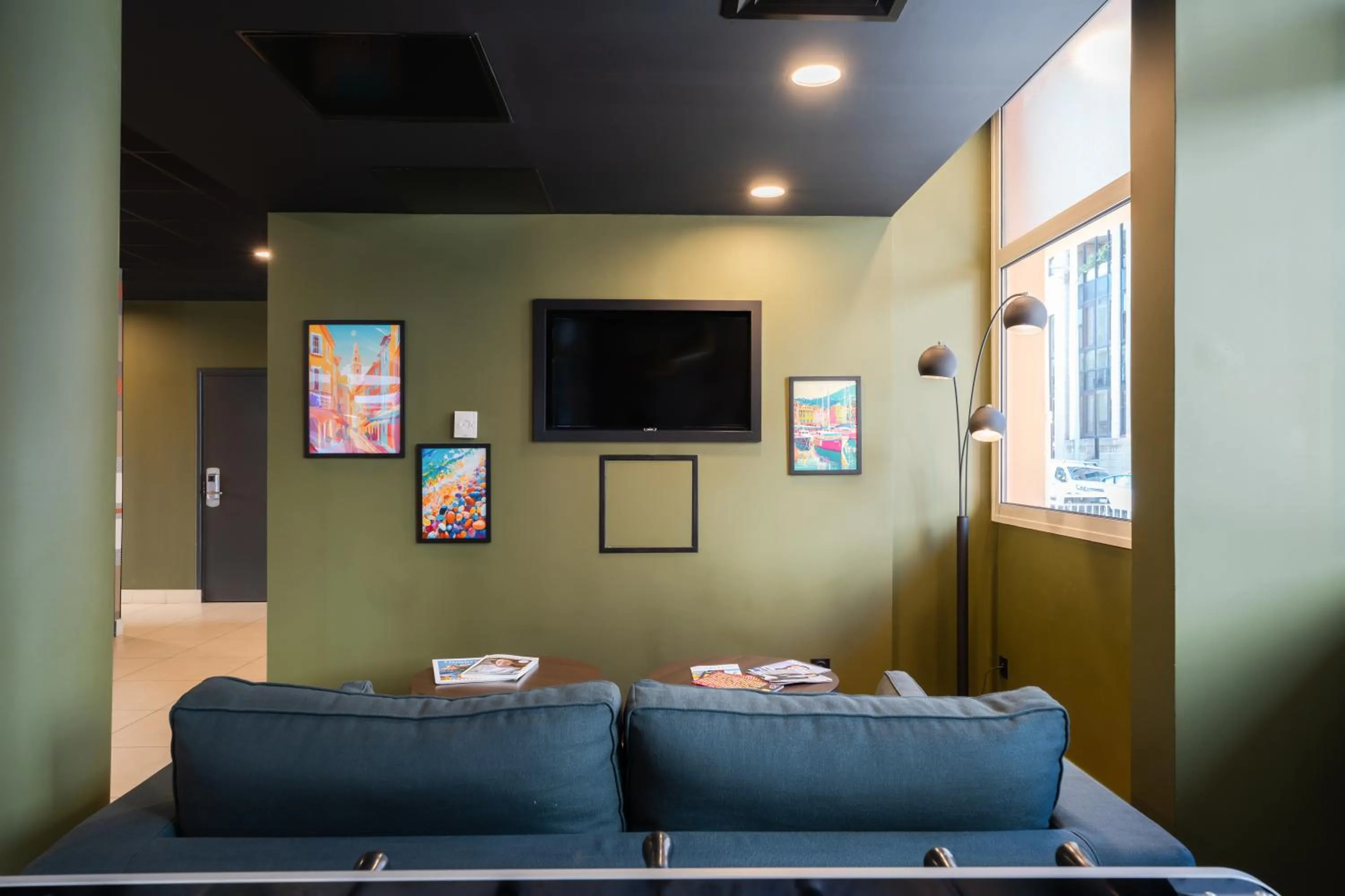 Lobby or reception in easyHotel Nice Old Town