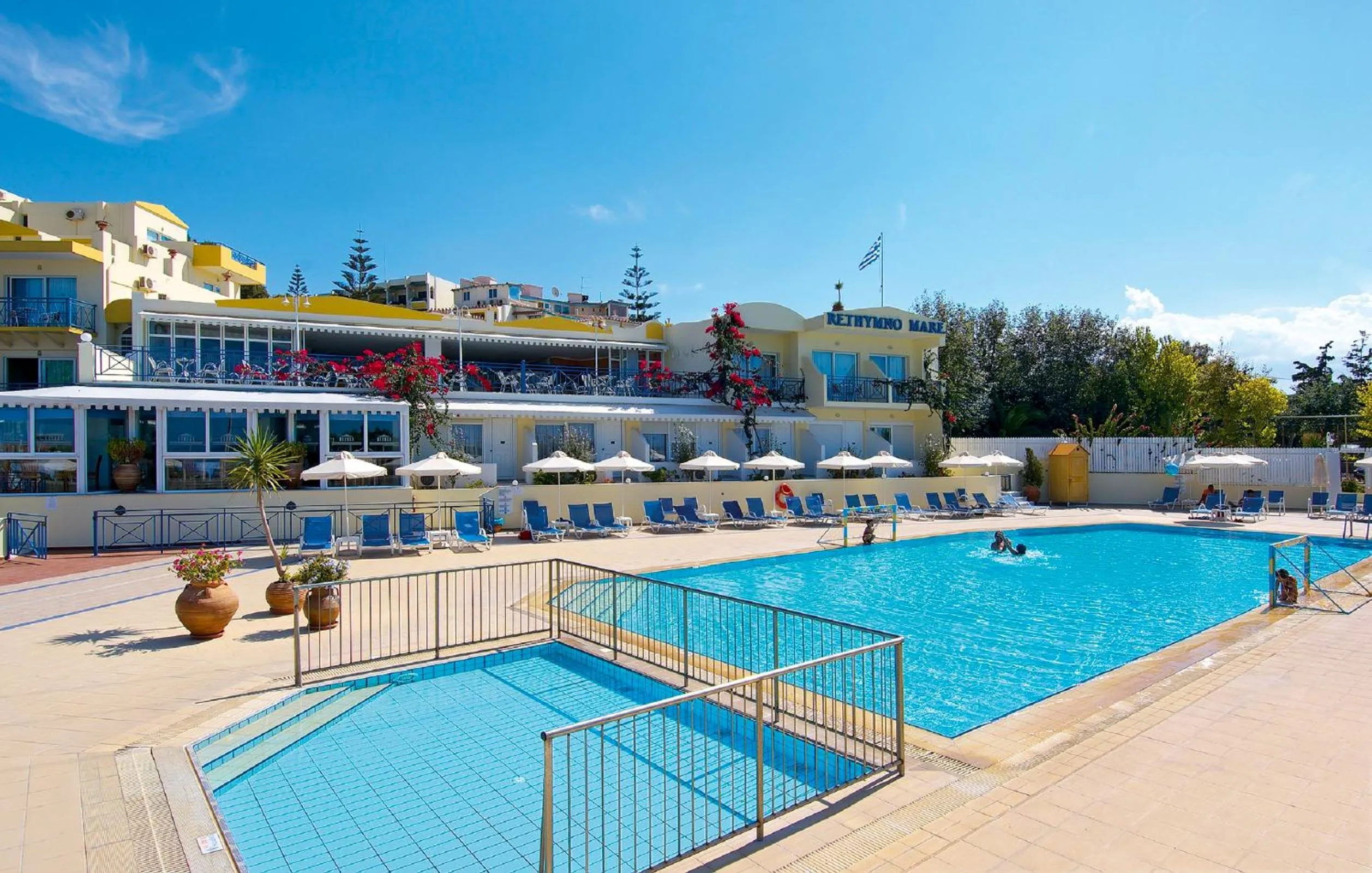 Swimming pool in Rethymno Mare Royal & Water Park