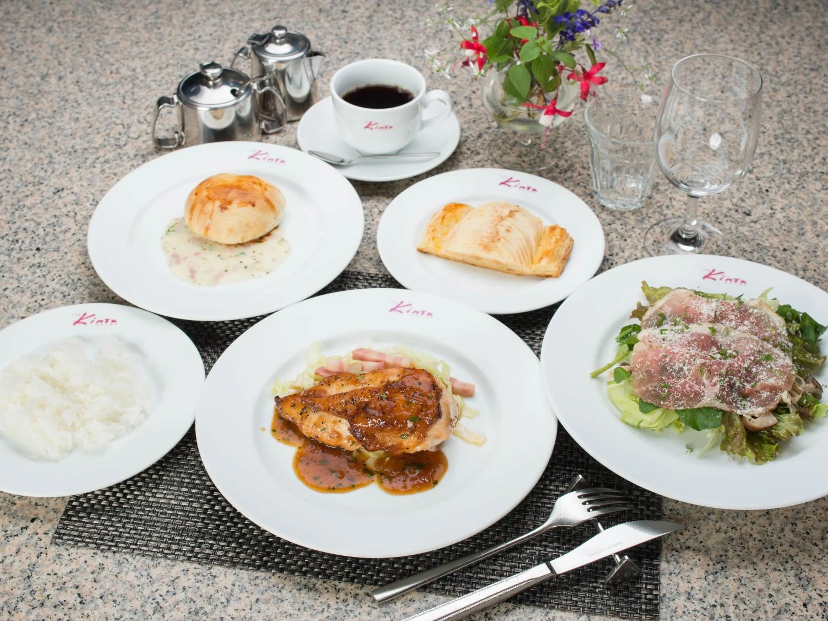 Dinner in the Kinta Naeba