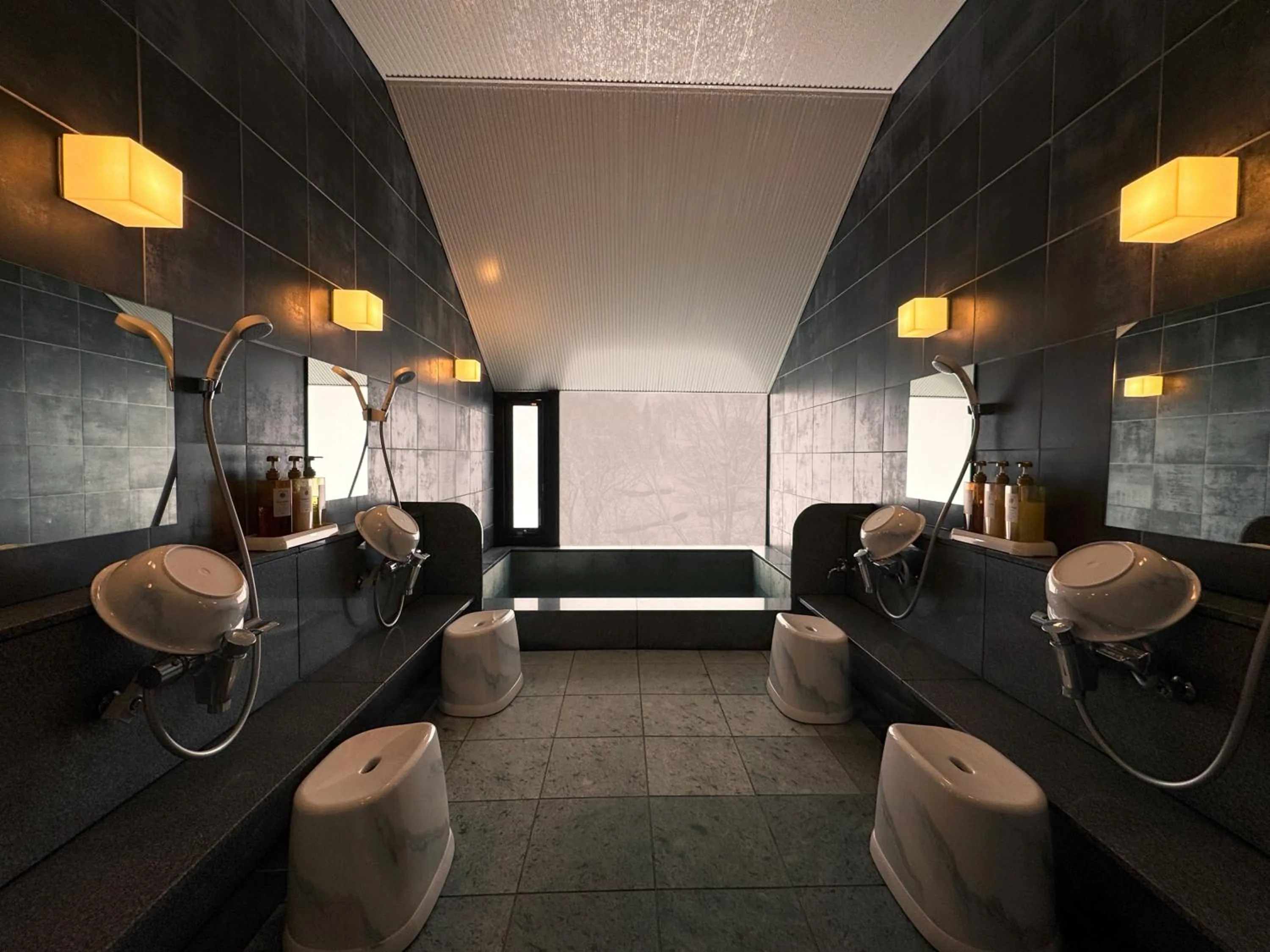 Public Bath in the Kinta Naeba