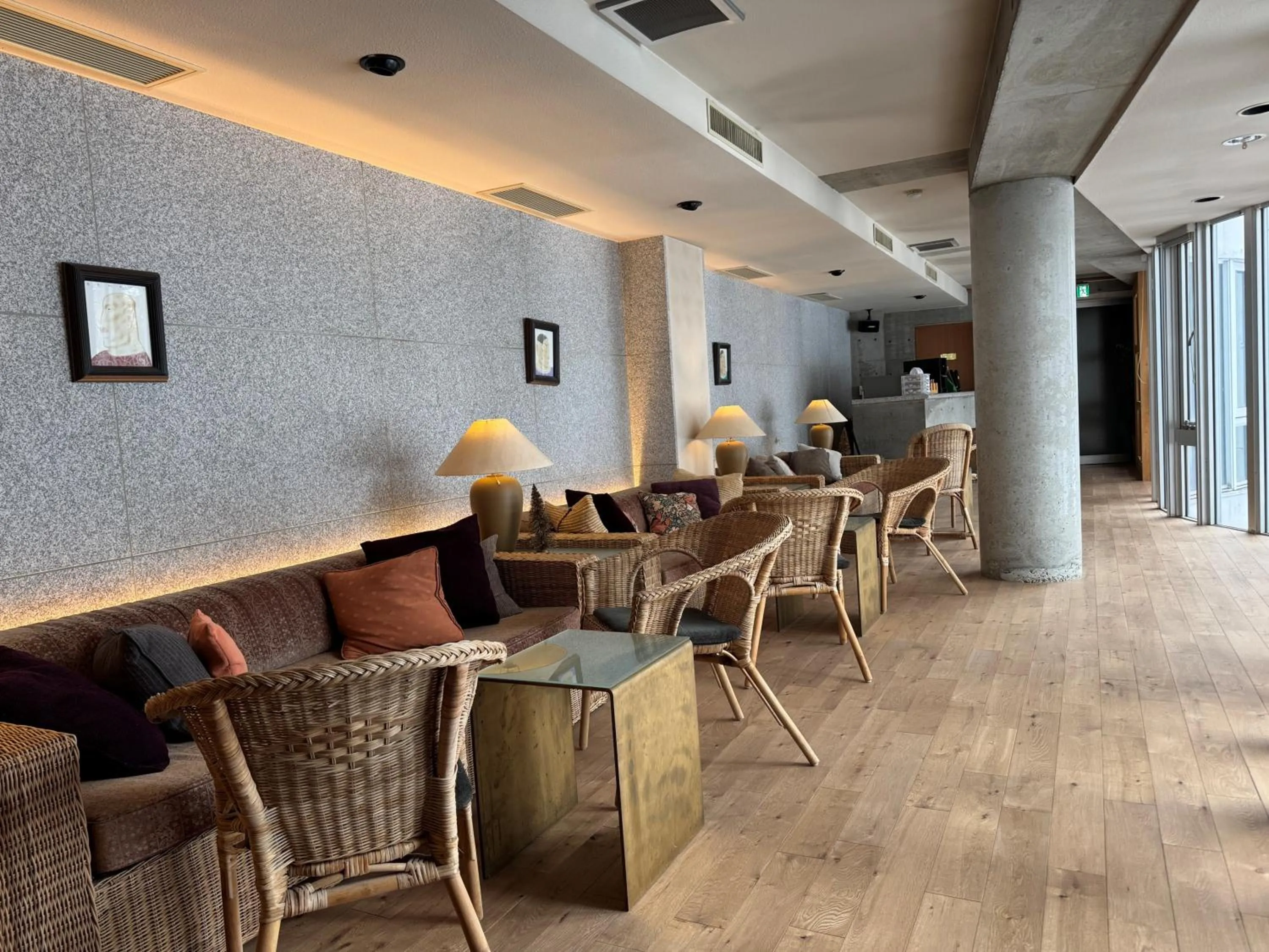 Communal lounge/ TV room in the Kinta Naeba