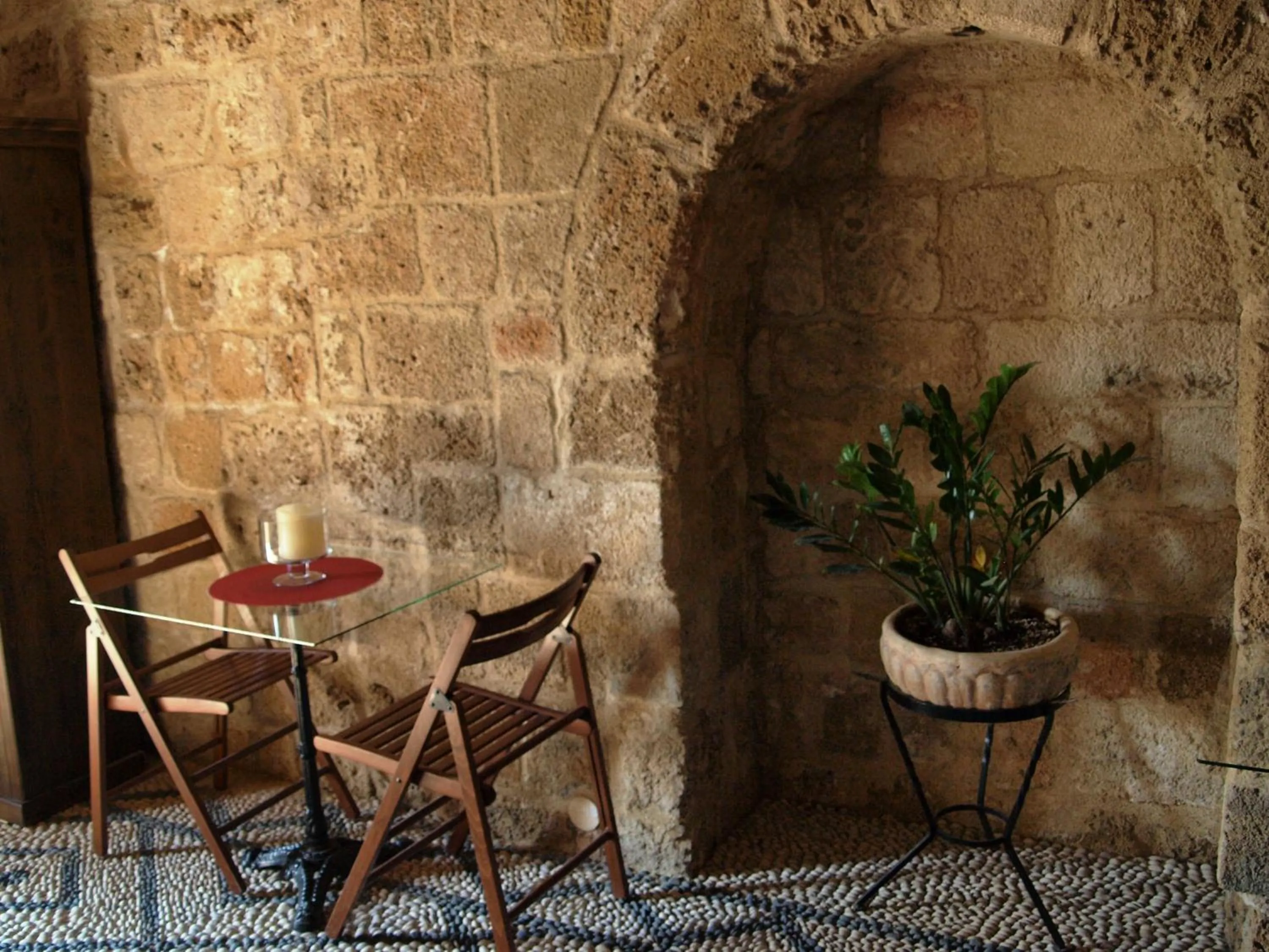 Patio in Mystic Hotel - Adults only