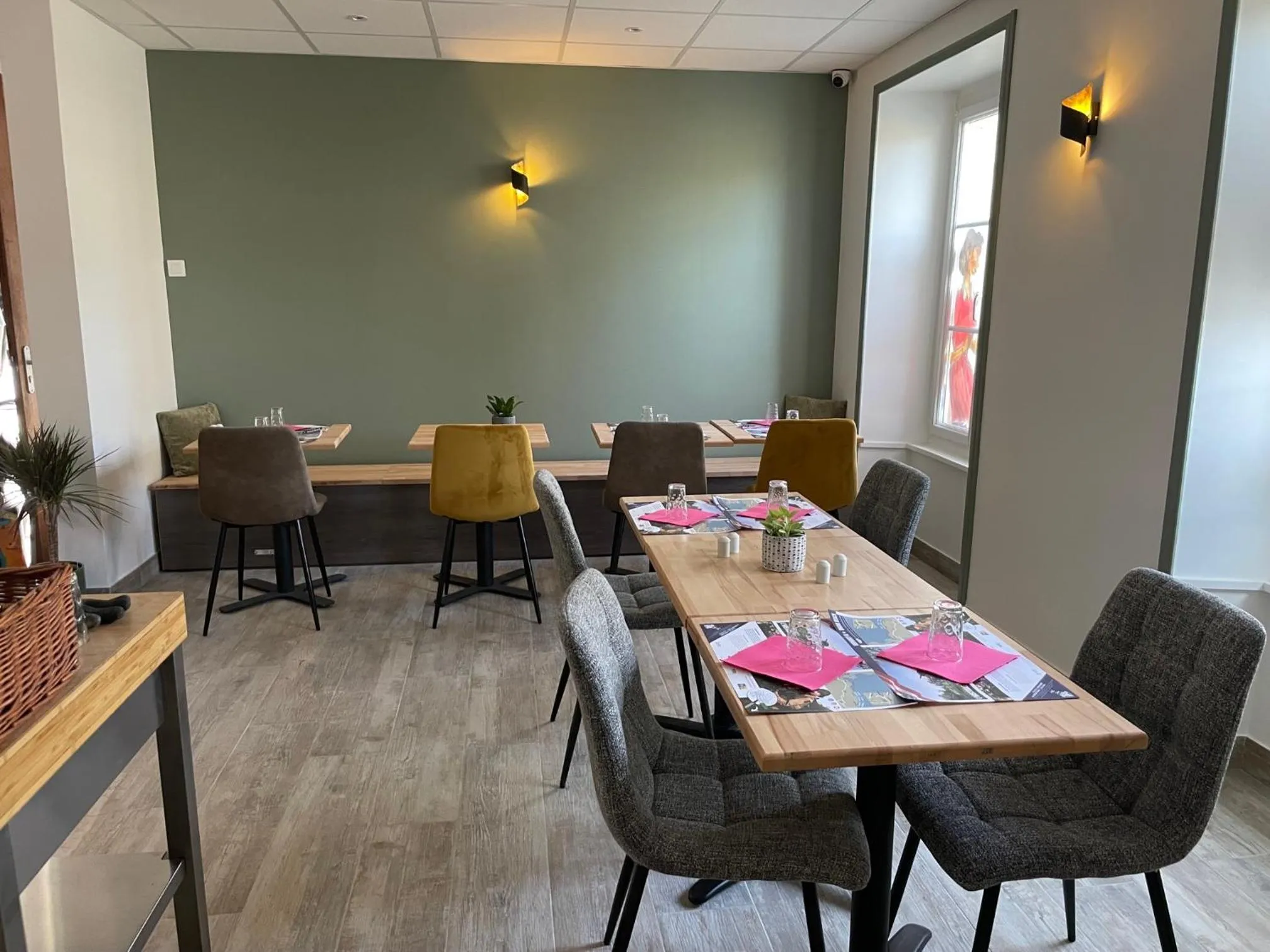 Breakfast in Hôtel Le Bayeux