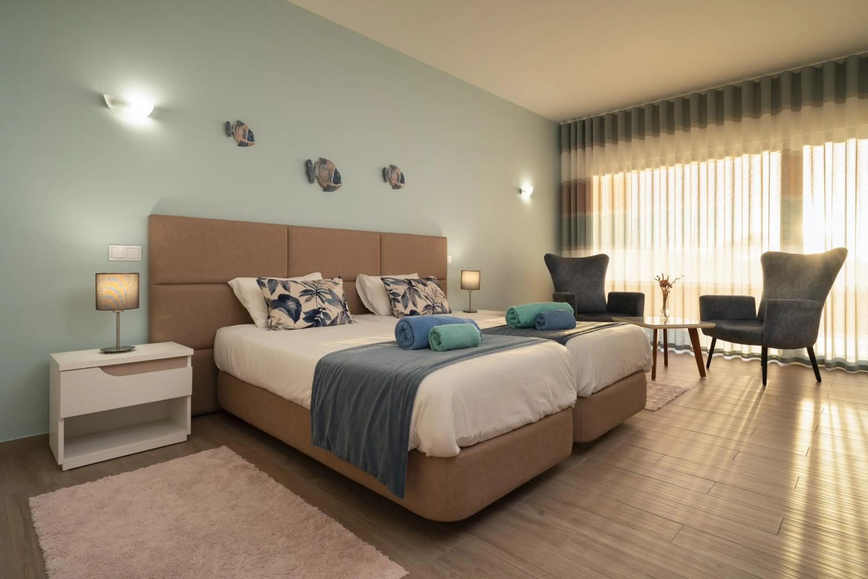 Bedroom, Bed in SilverSide Holidays