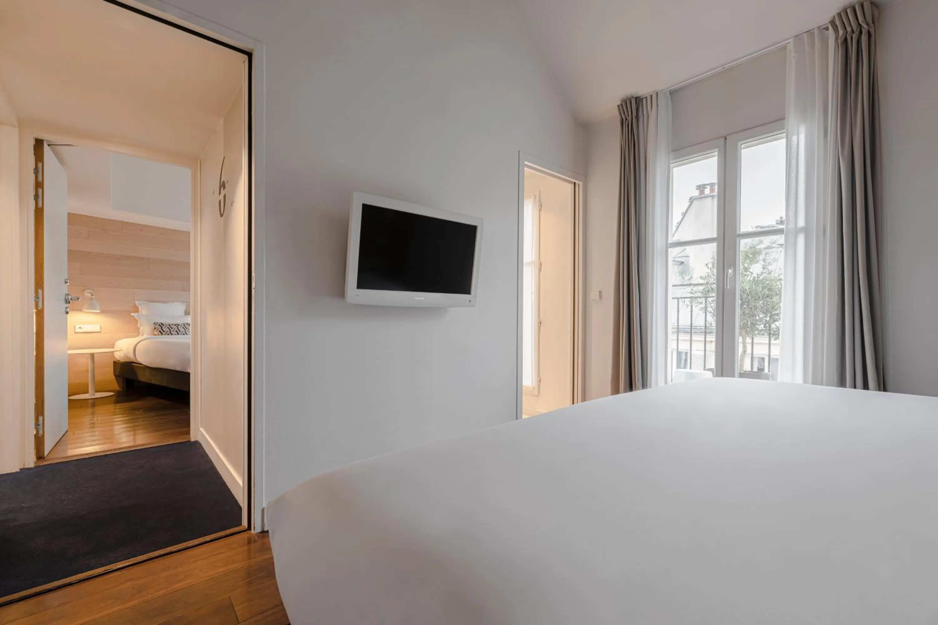 TV and multimedia, Bed in 9Hotel Opera