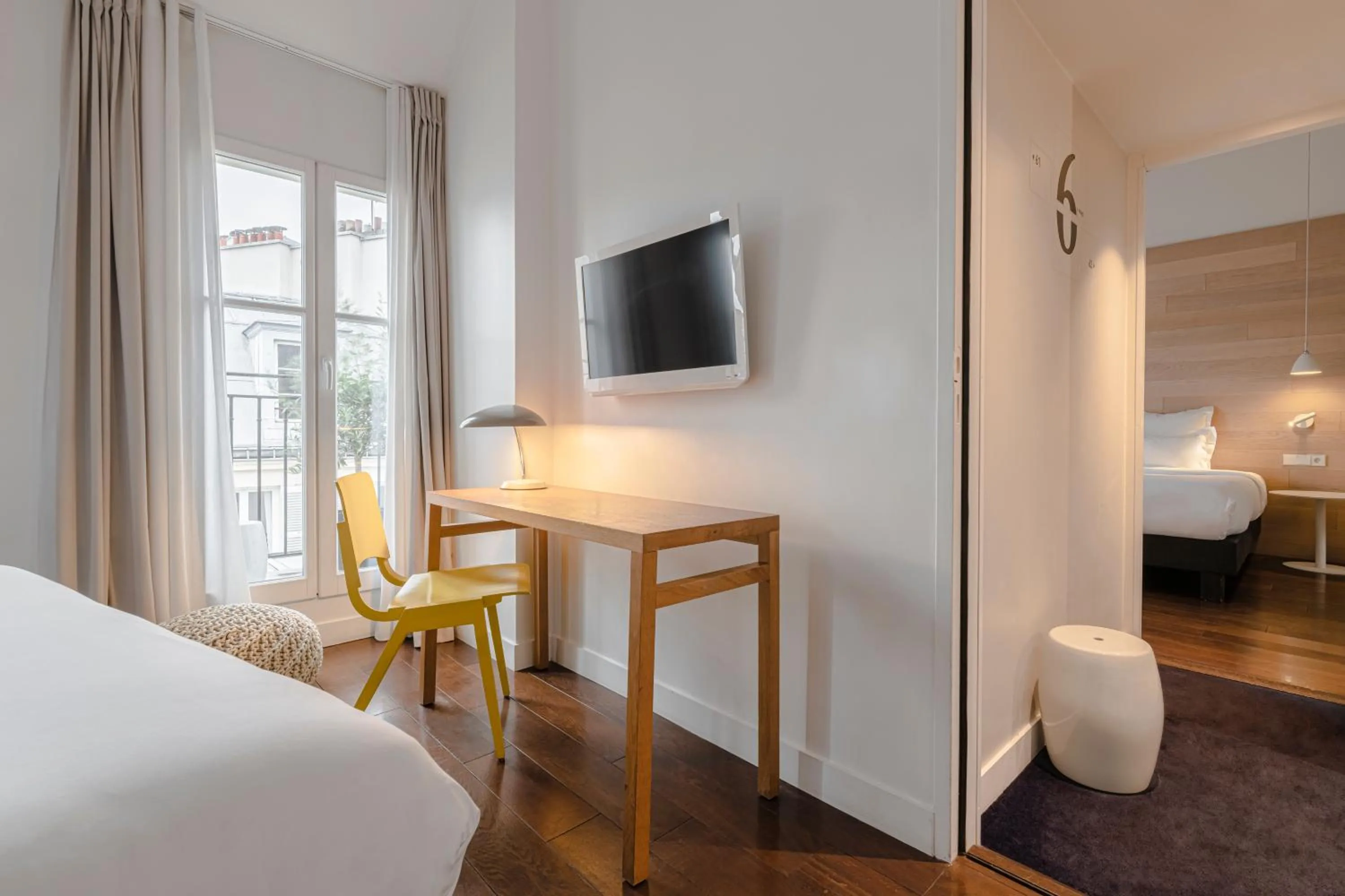 TV and multimedia, Bed in 9Hotel Opera