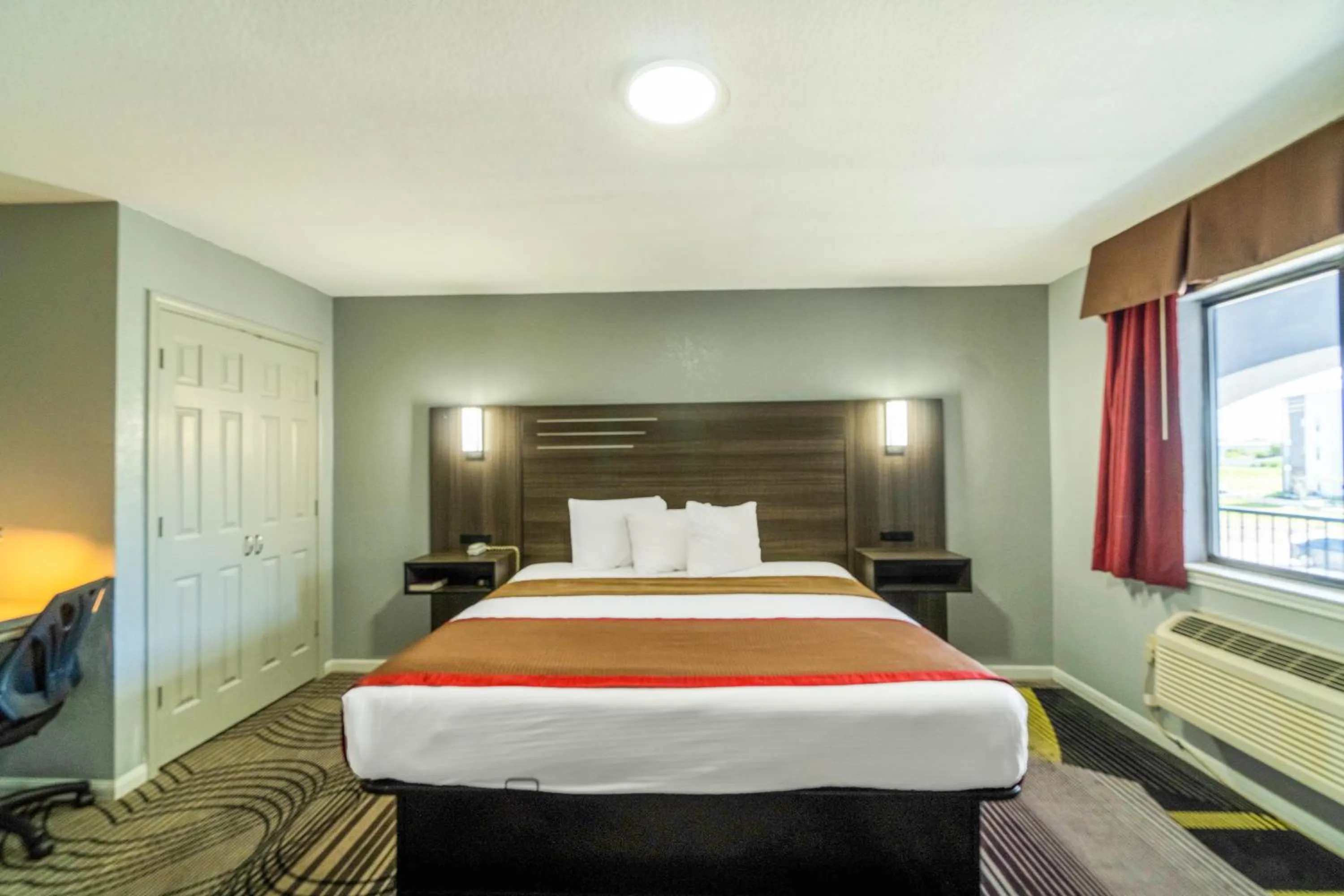 Bedroom, Bed in High Five Inn By OYO Killeen