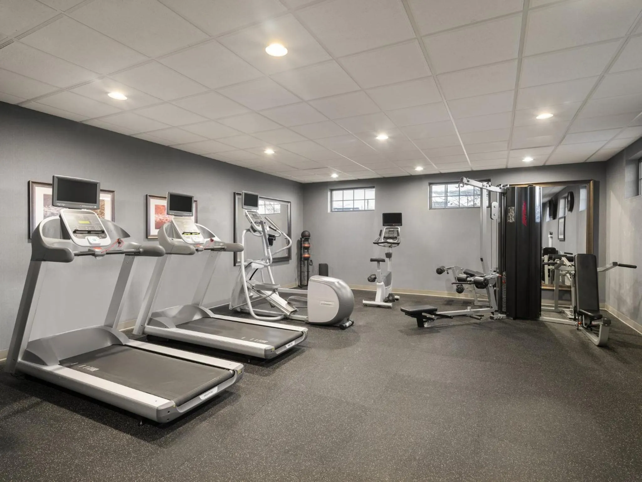 Spa and wellness centre/facilities in Staybridge Suites Midvale by IHG