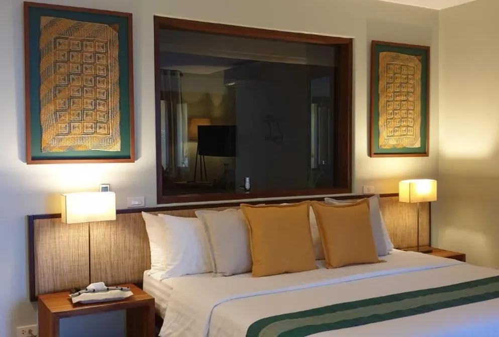 Bedroom, Bed in Amun Ini Beach Resort & Spa
