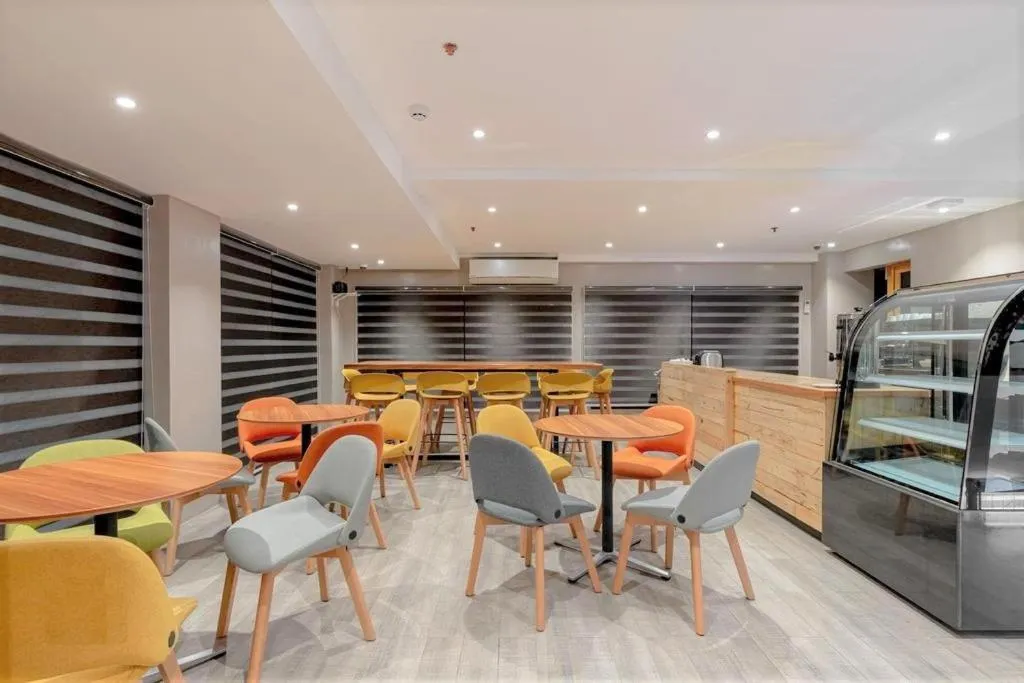 Restaurant/places to eat in Hotel Inigo