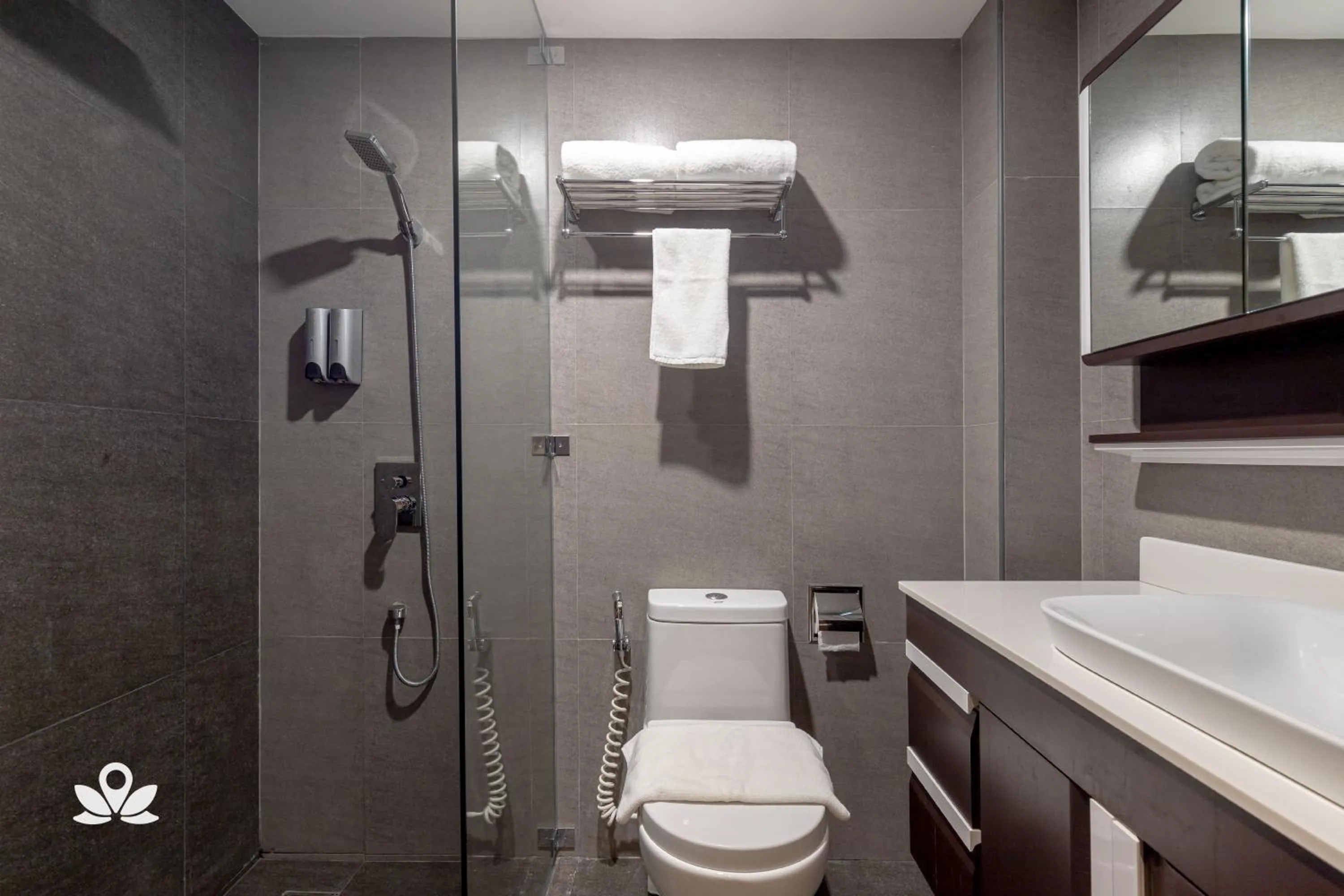 Bathroom in Hotel Inigo