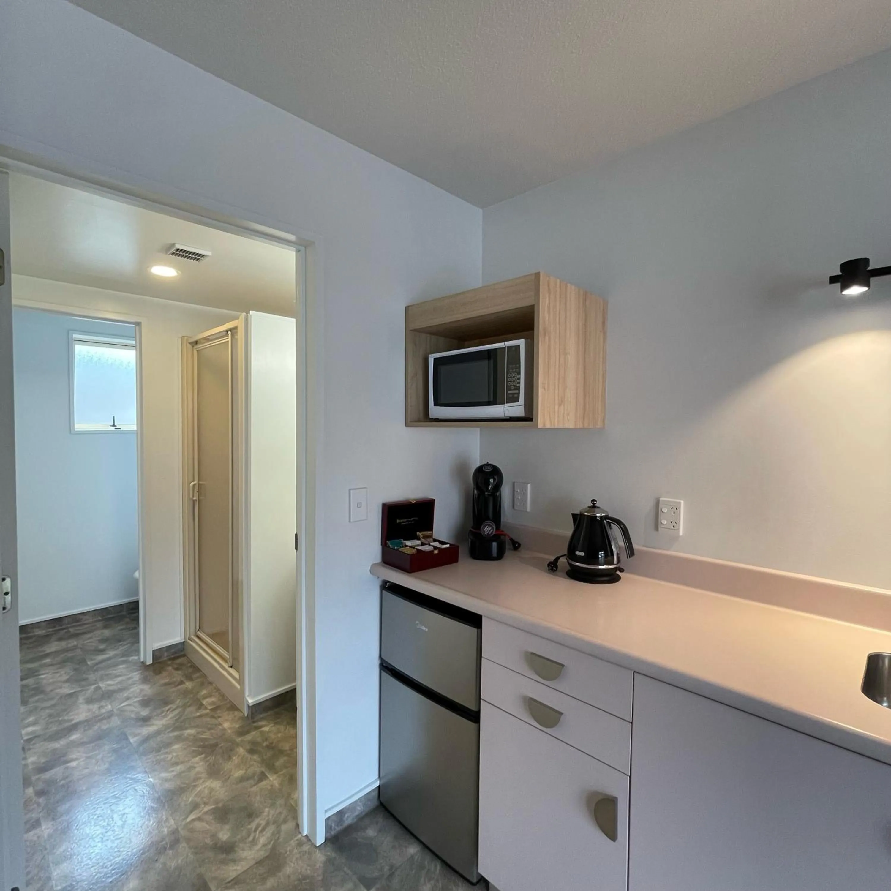 kitchen in Apex Motorlodge