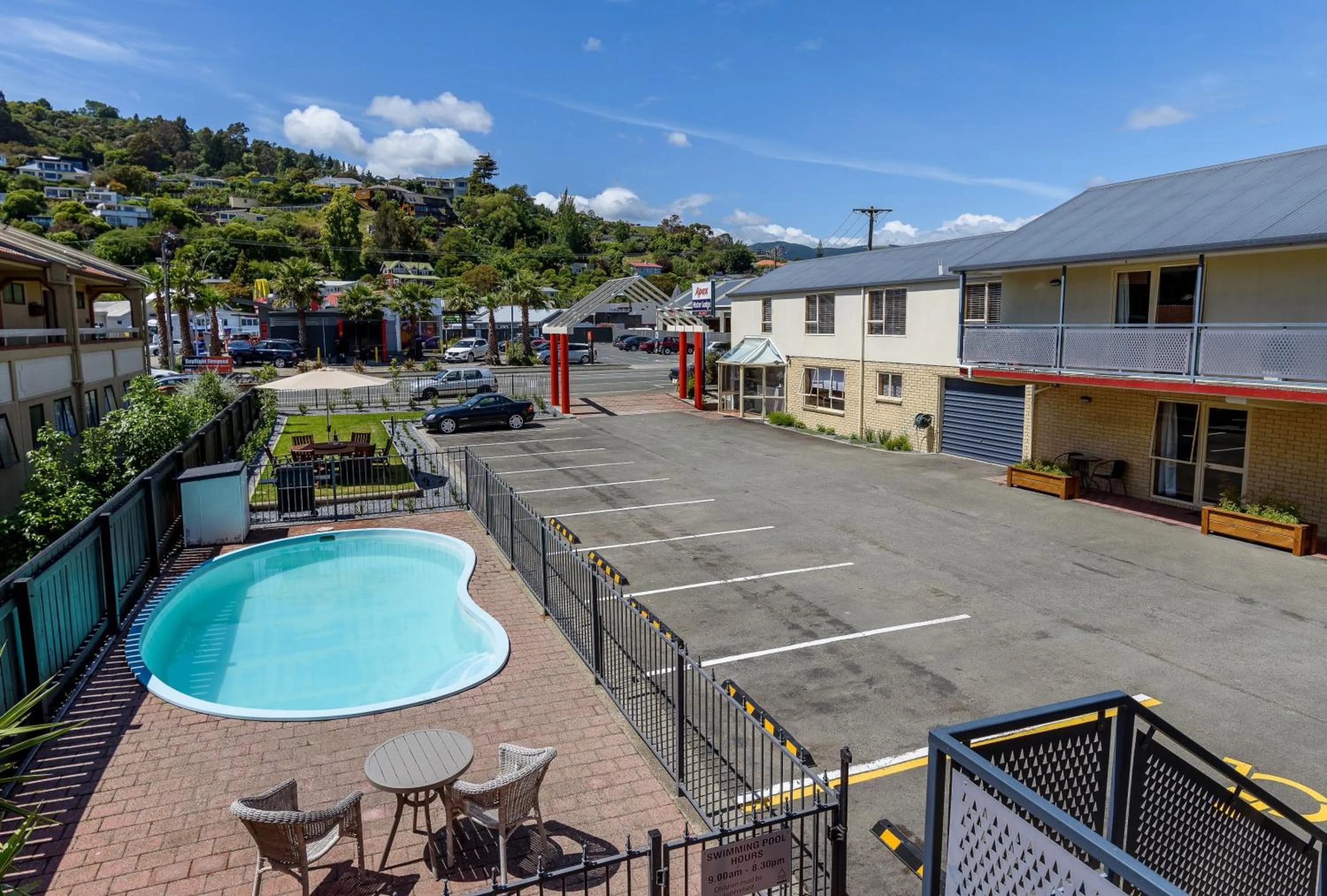 Property building in Apex Motorlodge