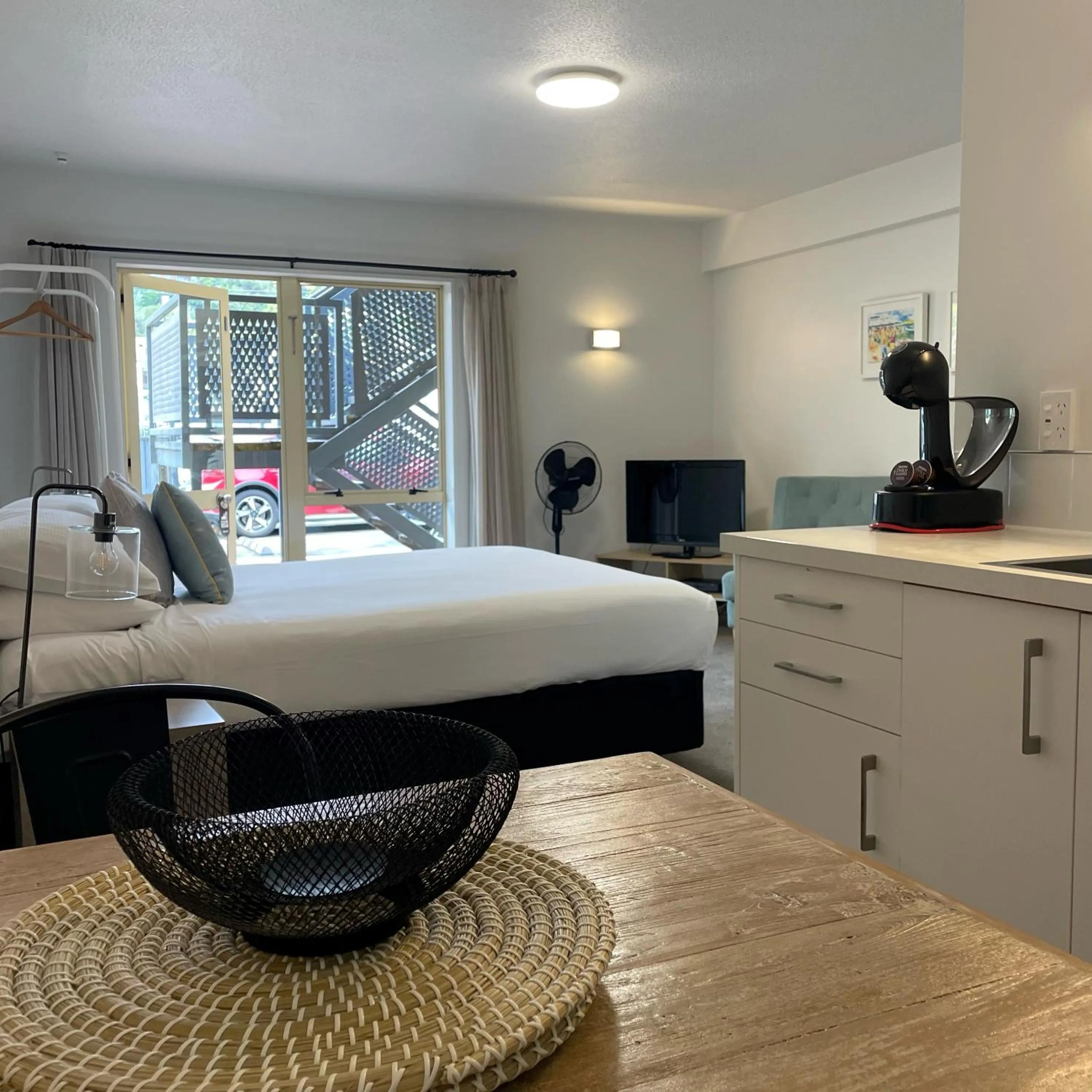 kitchen, Bed in Apex Motorlodge