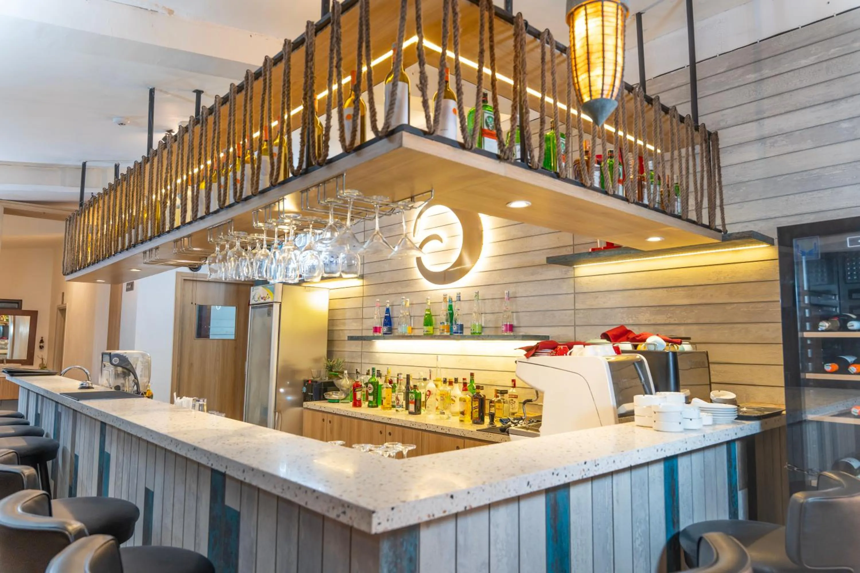 Restaurant/places to eat in Jambuluwuk Oceano Gili Trawangan