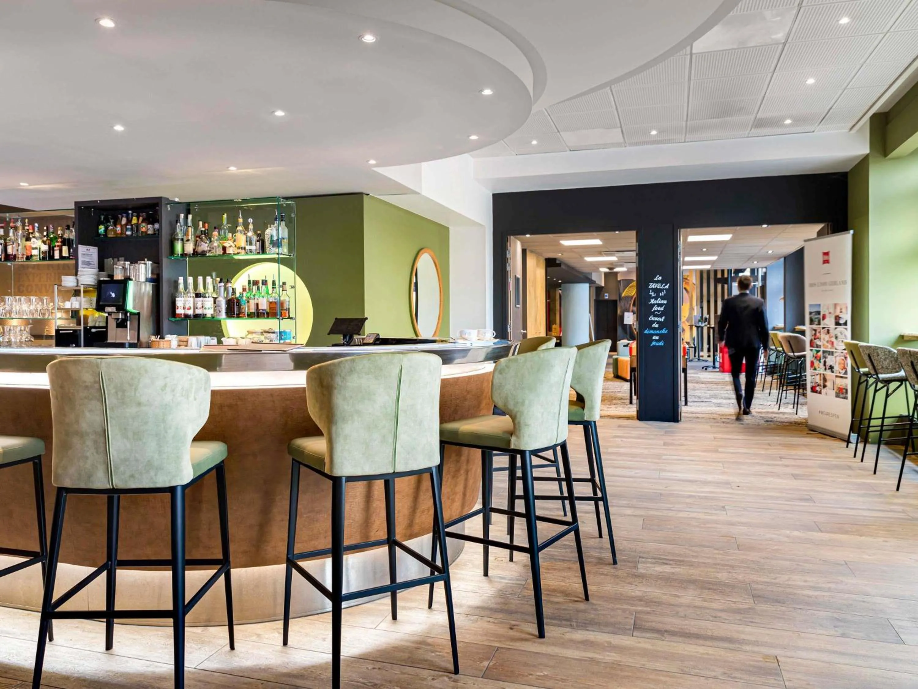 Lounge or bar in Novotel Lyon Gerland Musée des Confluences