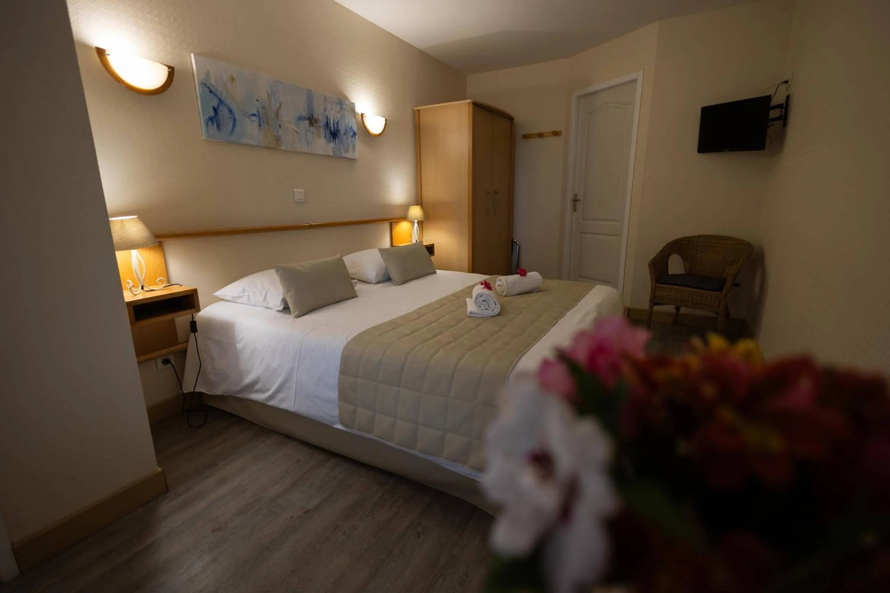 Bed in Logis des Crêtes de Pignols