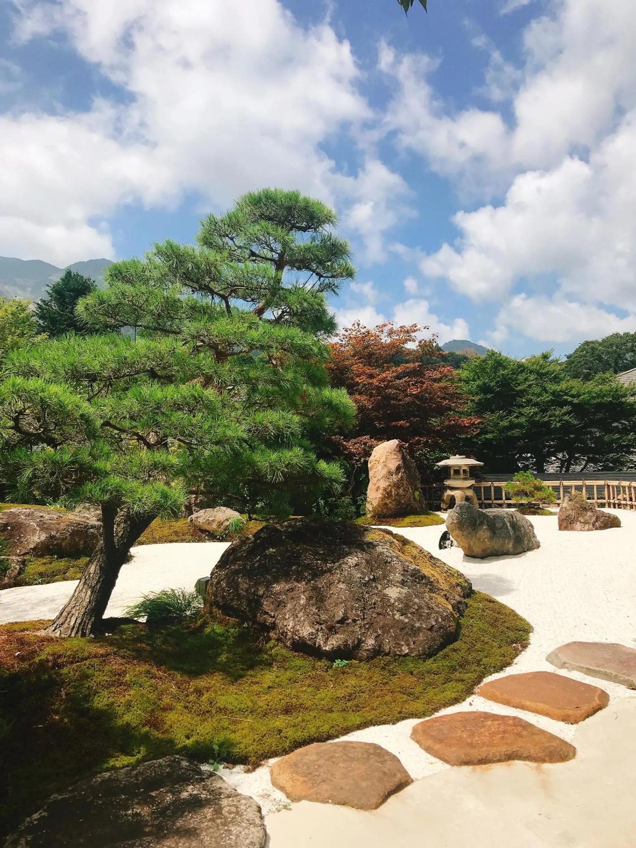 Onsen & Garden -Asante Inn-