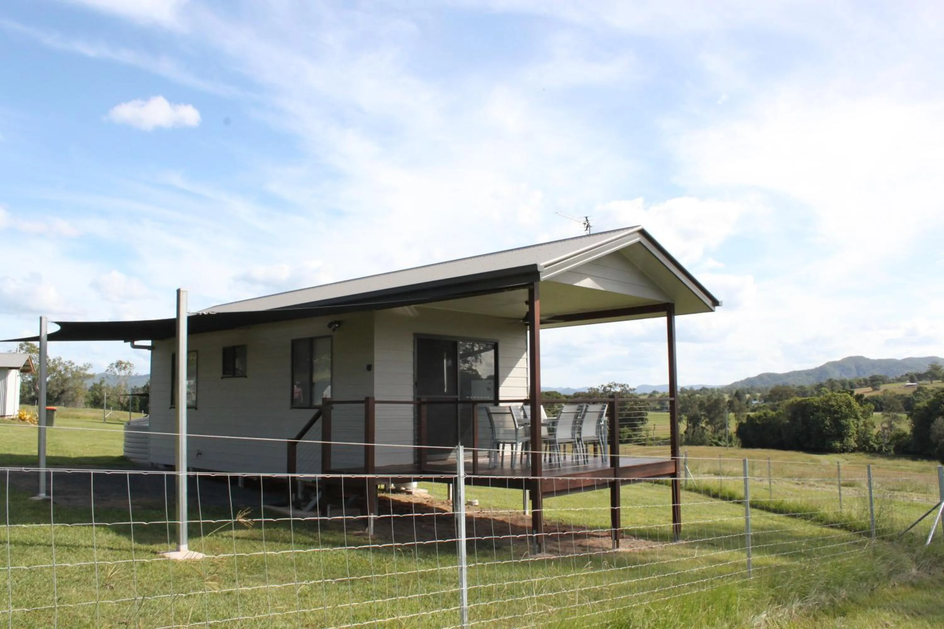 Valley Cabins By The Creek