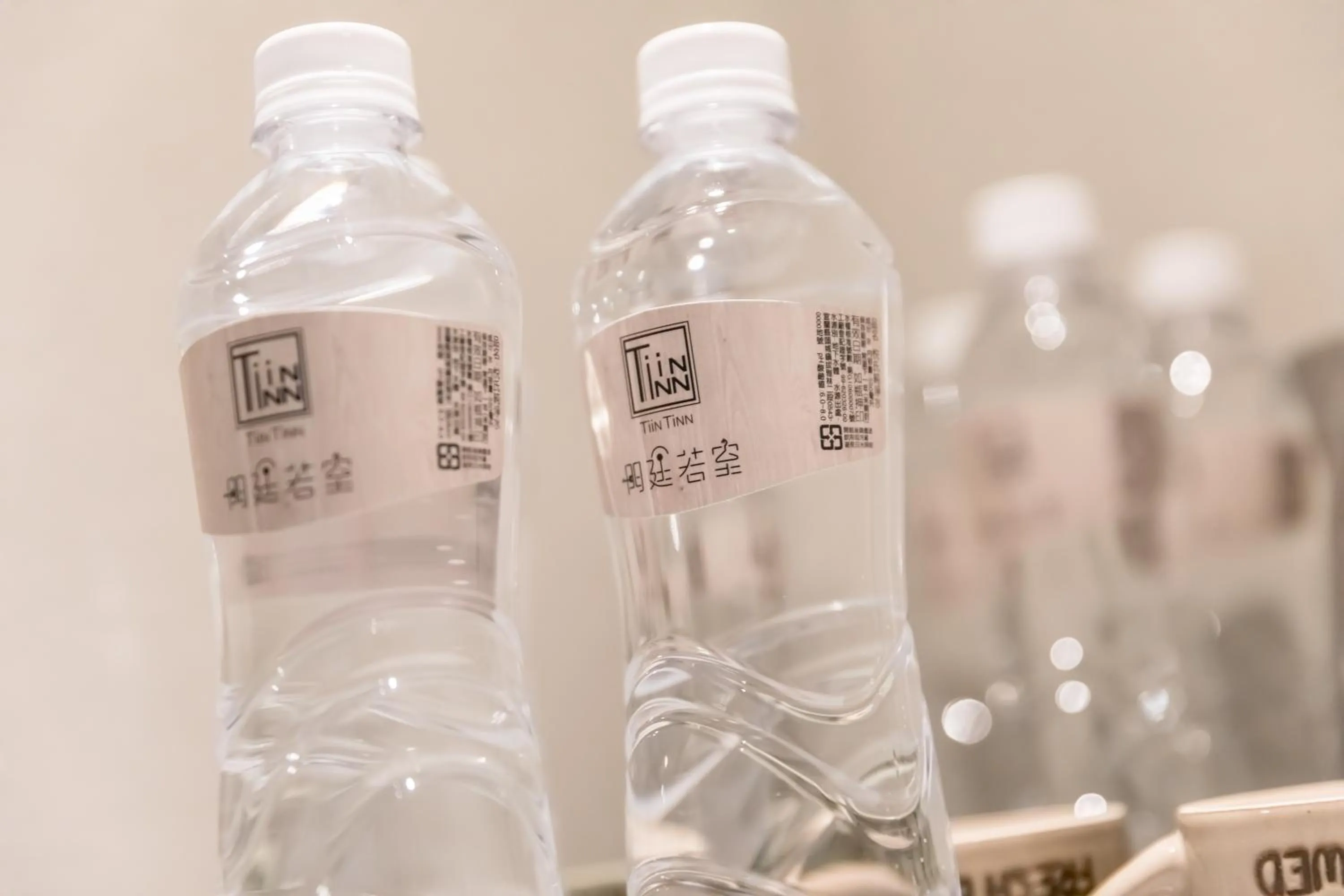 Drinks in Tiin Tinn Inn - Tiehua Xiutai