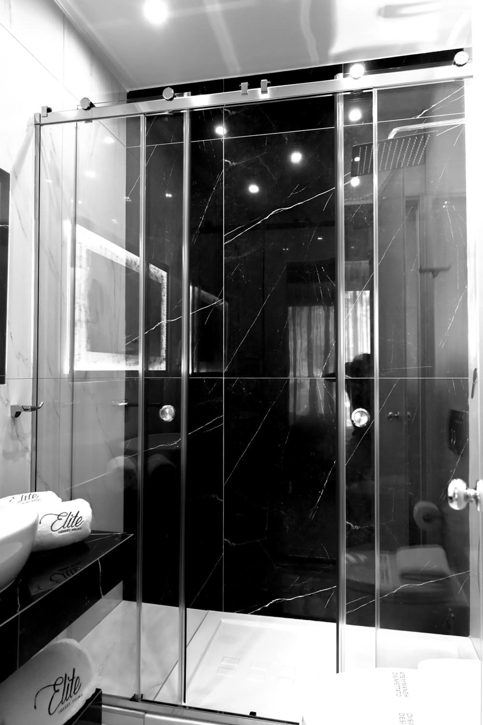 Shower in Elite Luxury Villas