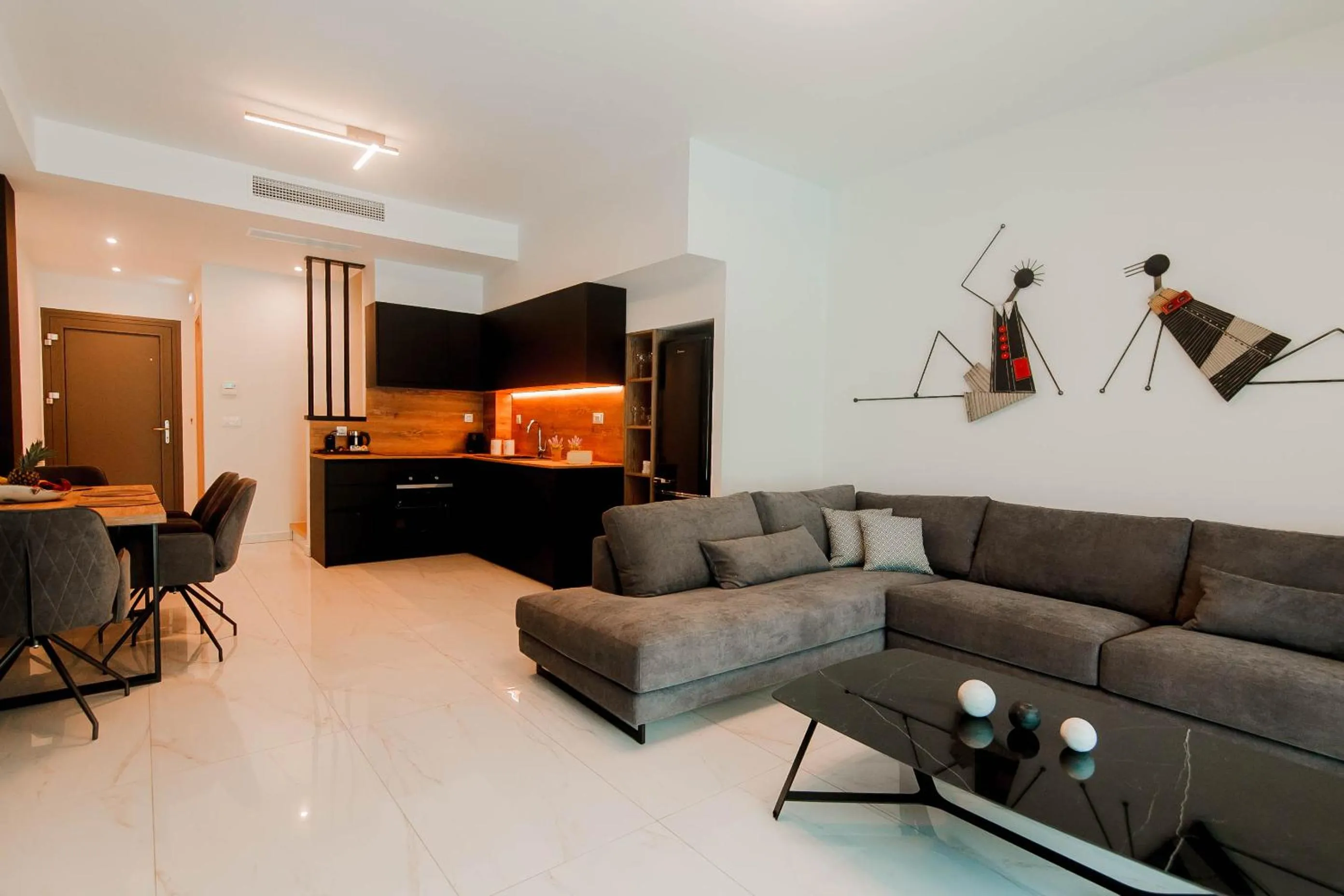 Kitchen or kitchenette in Elite Luxury Villas