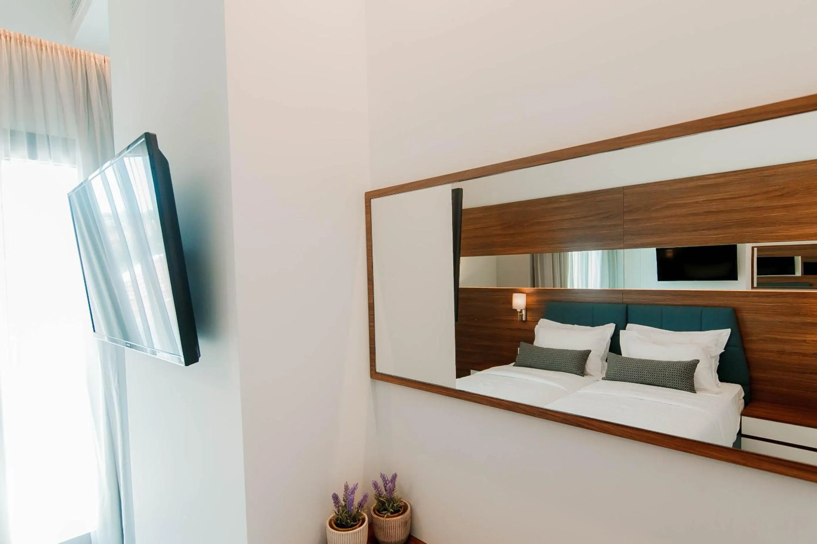 TV and multimedia, Bed in Elite Luxury Villas