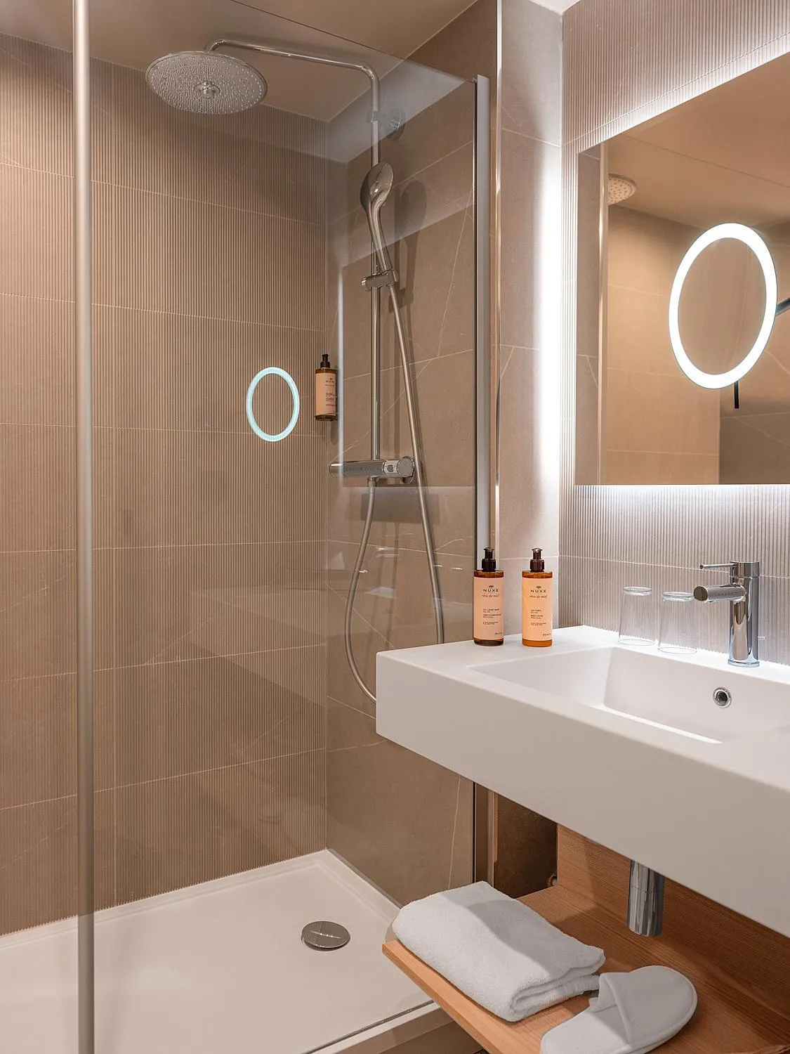 Shower in Hotel Paris Boulogne - Futur Mercure Paris Boulogne Pont de Saint Cloud - Janvier 2026