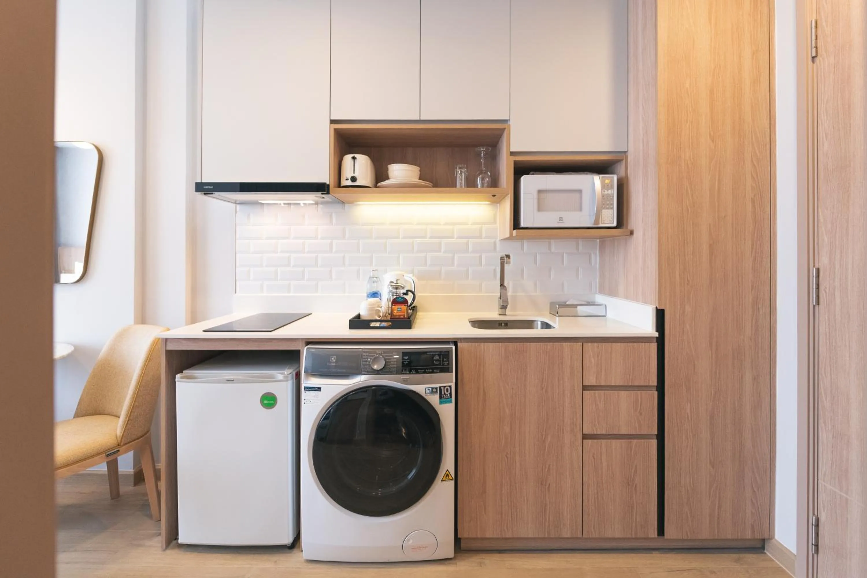 Kitchen or kitchenette in Staybridge Suites Bangkok Thonglor by IHG