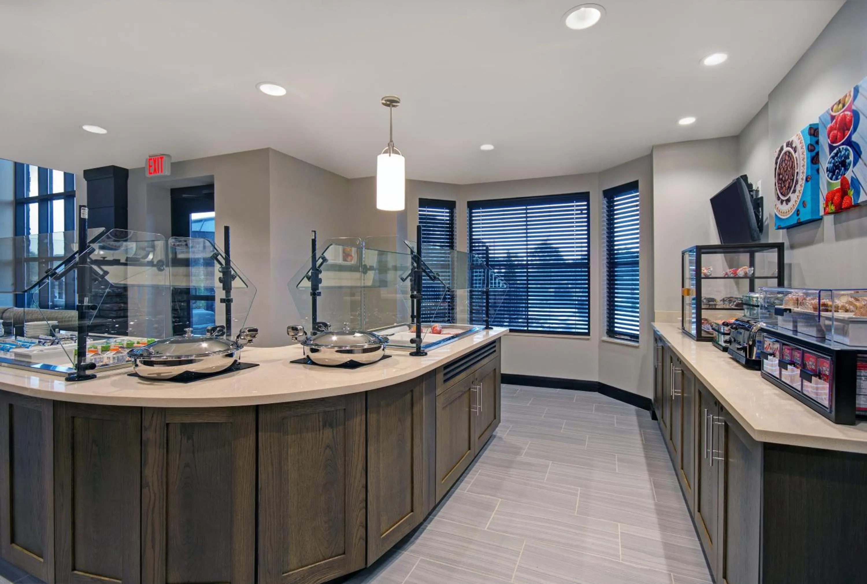 Breakfast in Staybridge Suites Sterling Heights - Detroit by IHG