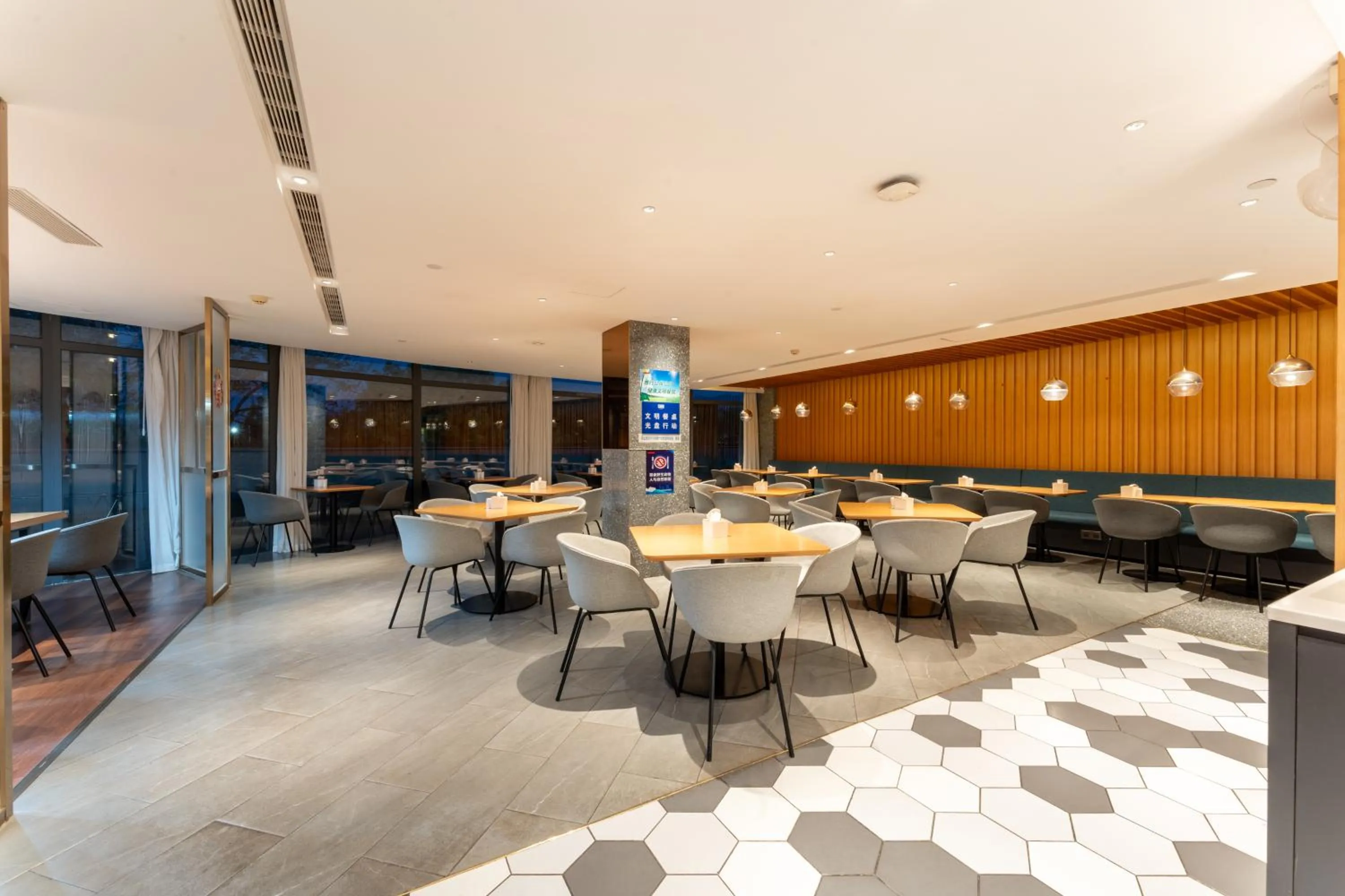 Holiday Inn Express Yichang Riverside by IHG