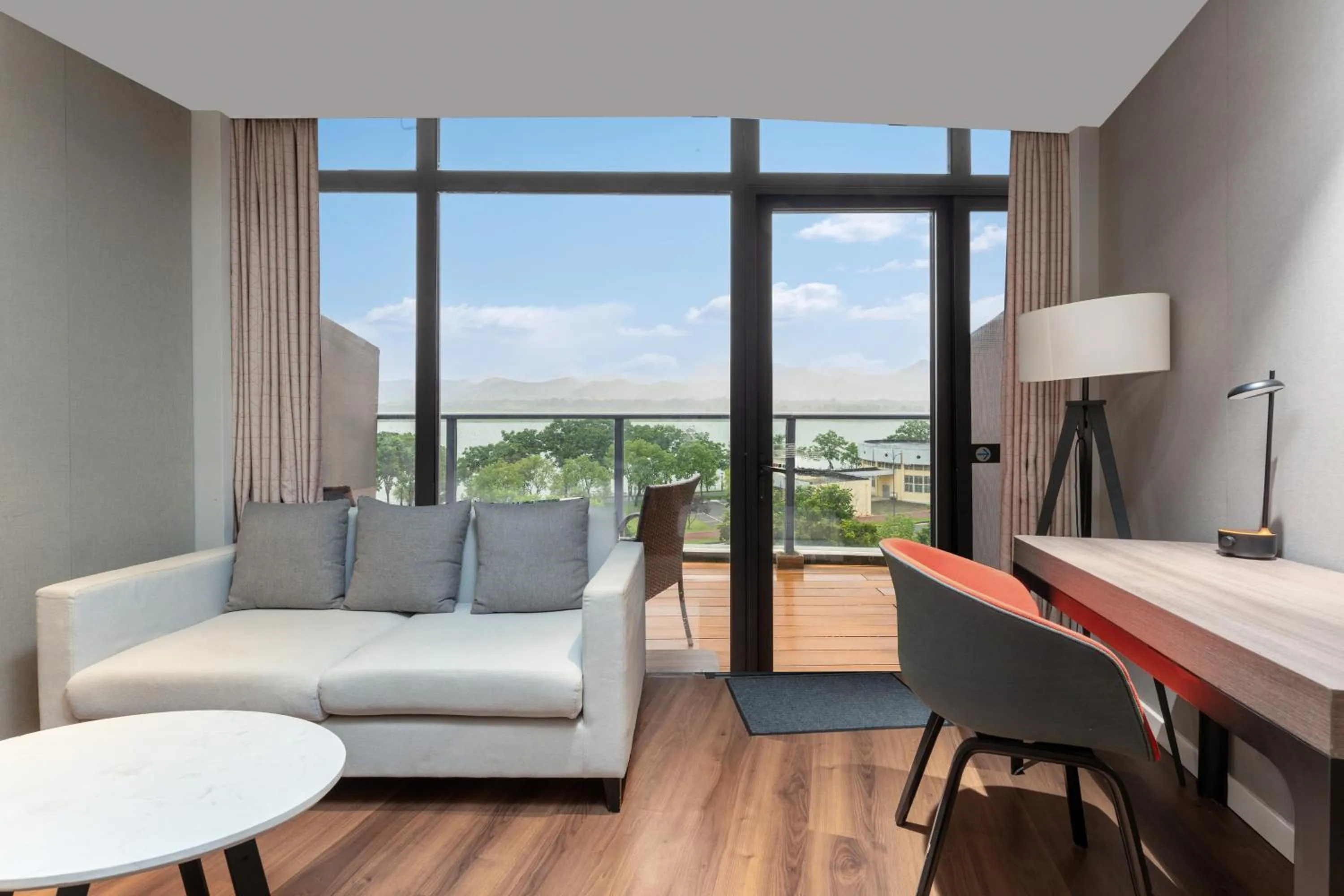 Holiday Inn Express Yichang Riverside by IHG