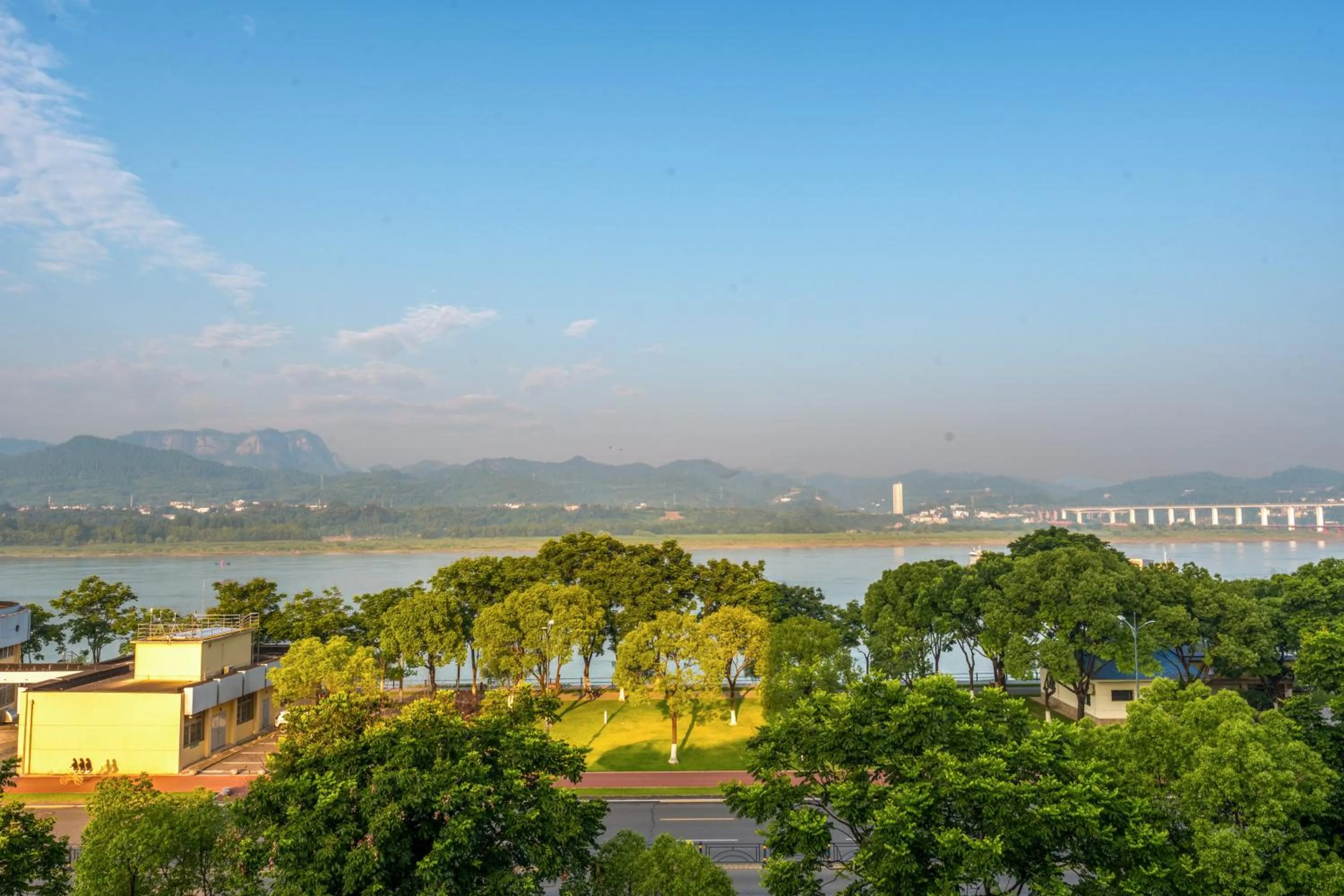 Holiday Inn Express Yichang Riverside by IHG