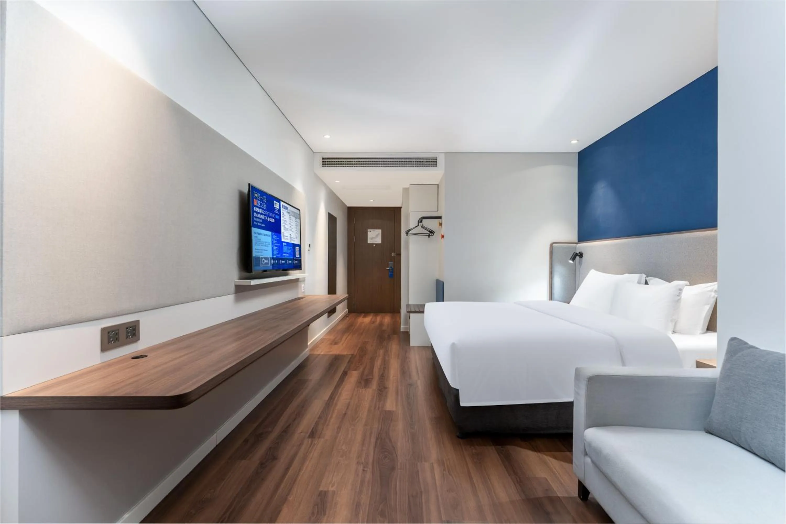 Bed in Holiday Inn Express Yichang Riverside by IHG