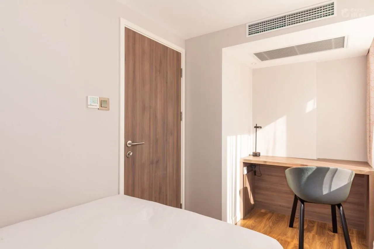 Bed in Holiday Inn Express Xi'an Ancient Town West by IHG