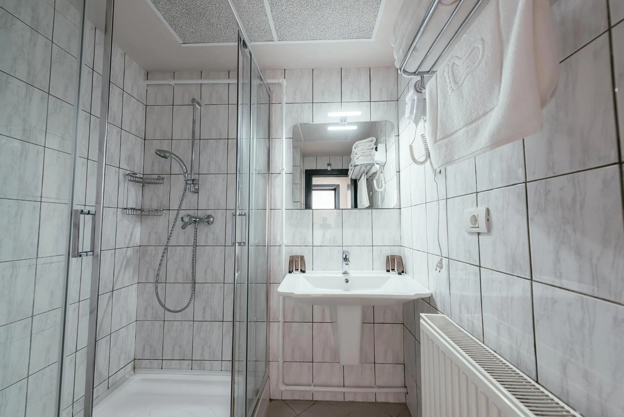 Riviera by Queens Hotel and Resort